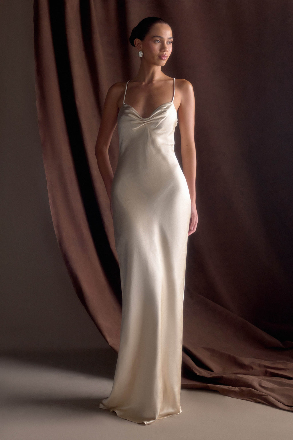 Lilly Sweetheart Satin Maxi Dress in Blush Gold – Chic&Drifts