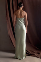 Lilly Sweetheart Satin Maxi Dress in Sage – Chic&Drifts