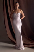 Lilly Sweetheart Satin Maxi Dress in Soft Pink – Chic&Drifts