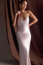 Lilly Sweetheart Satin Maxi Dress in Soft Pink – Chic&Drifts