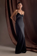Lilly Sweetheart Satin Maxi Dress in Black – Chic&Drifts