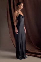Lilly Sweetheart Satin Maxi Dress in Black – Chic&Drifts