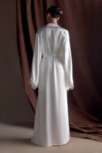 Sullivan Satin Bridal Robe With Lace in Ivory – Chic&Drifts