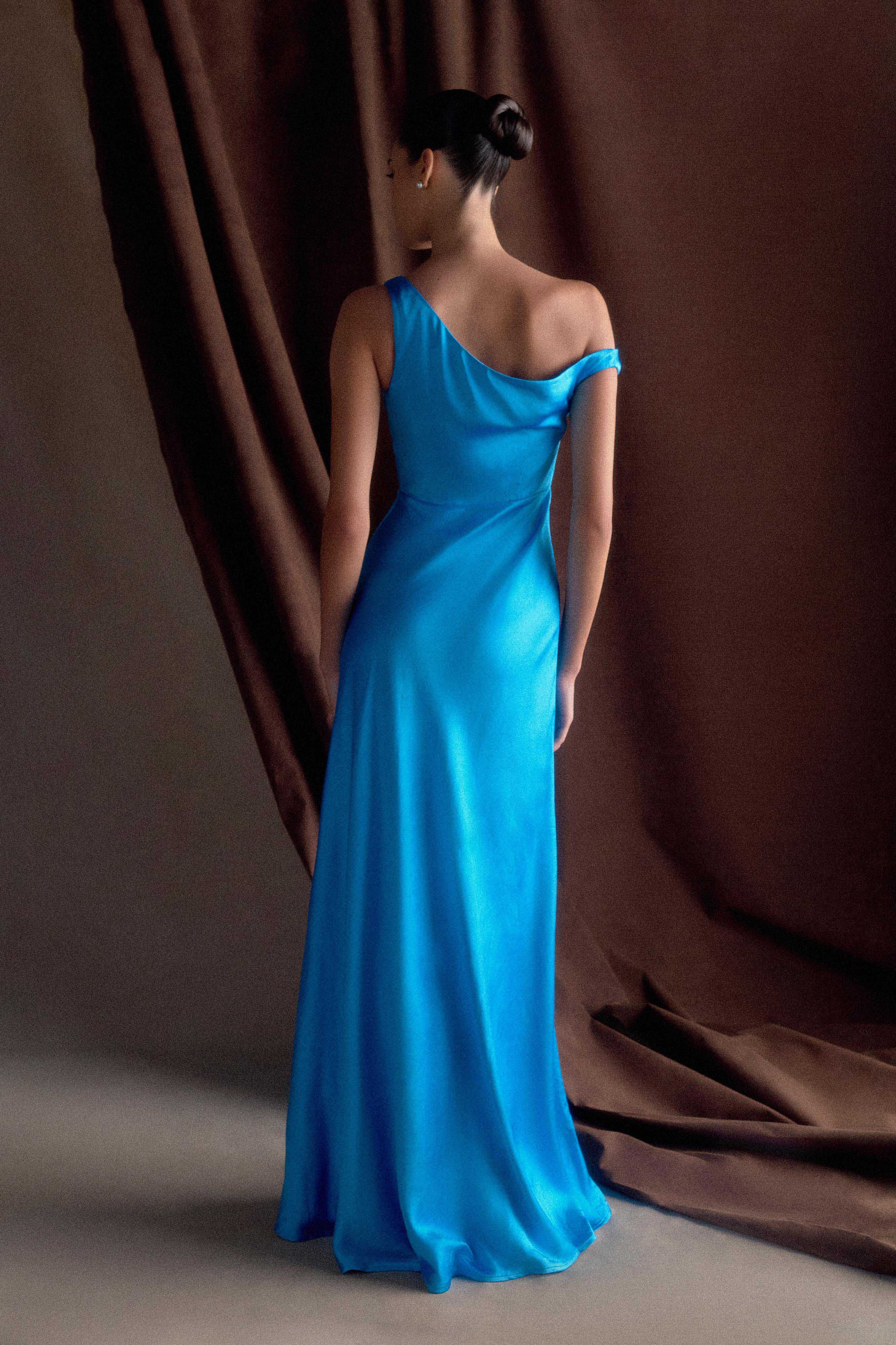 Jacinta One Shoulder Maxi Dress in Cyan Blue – Chic&Drifts