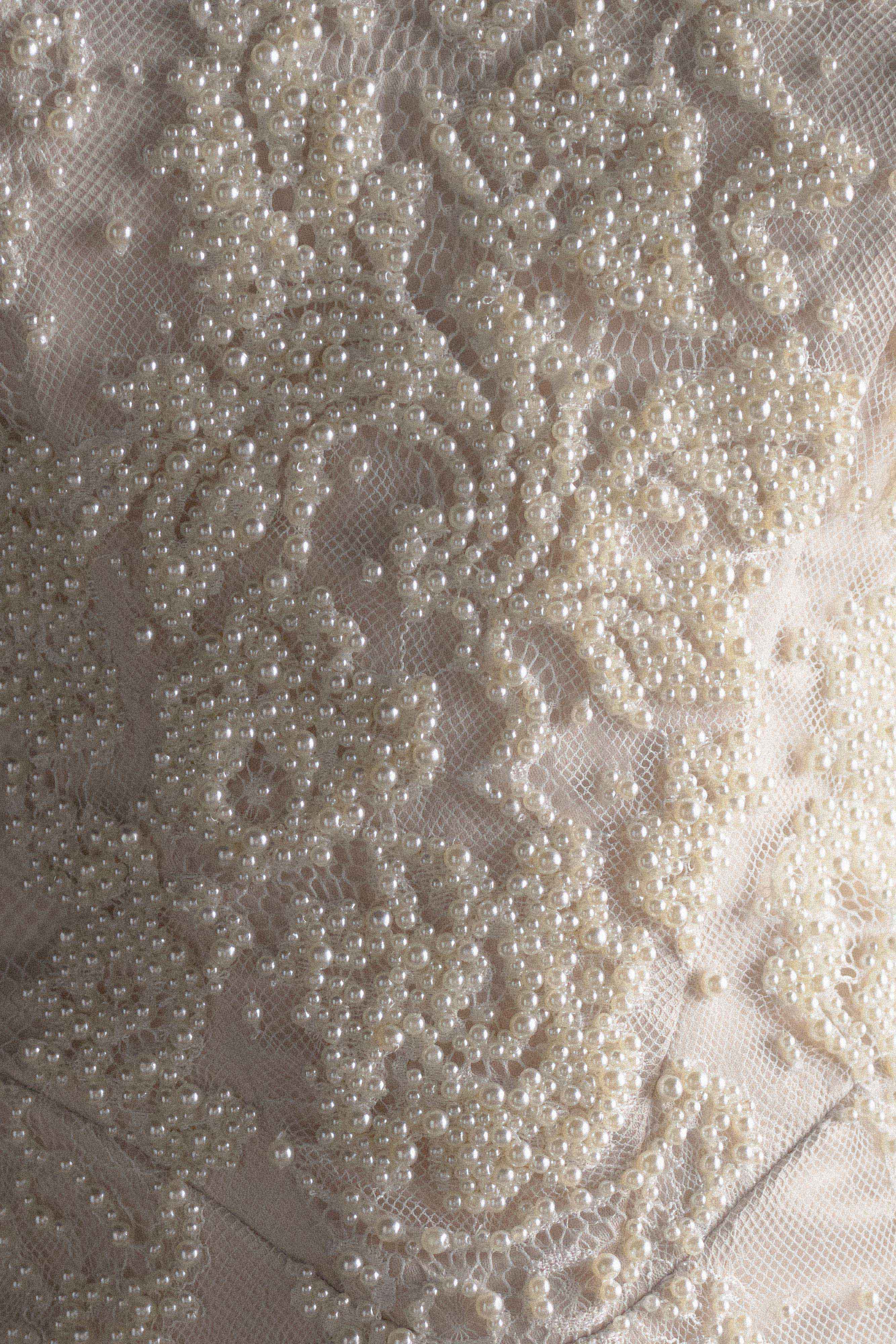 Eva Hand Beaded Pearl & Lace Mini Dress in White – Chic&Drifts