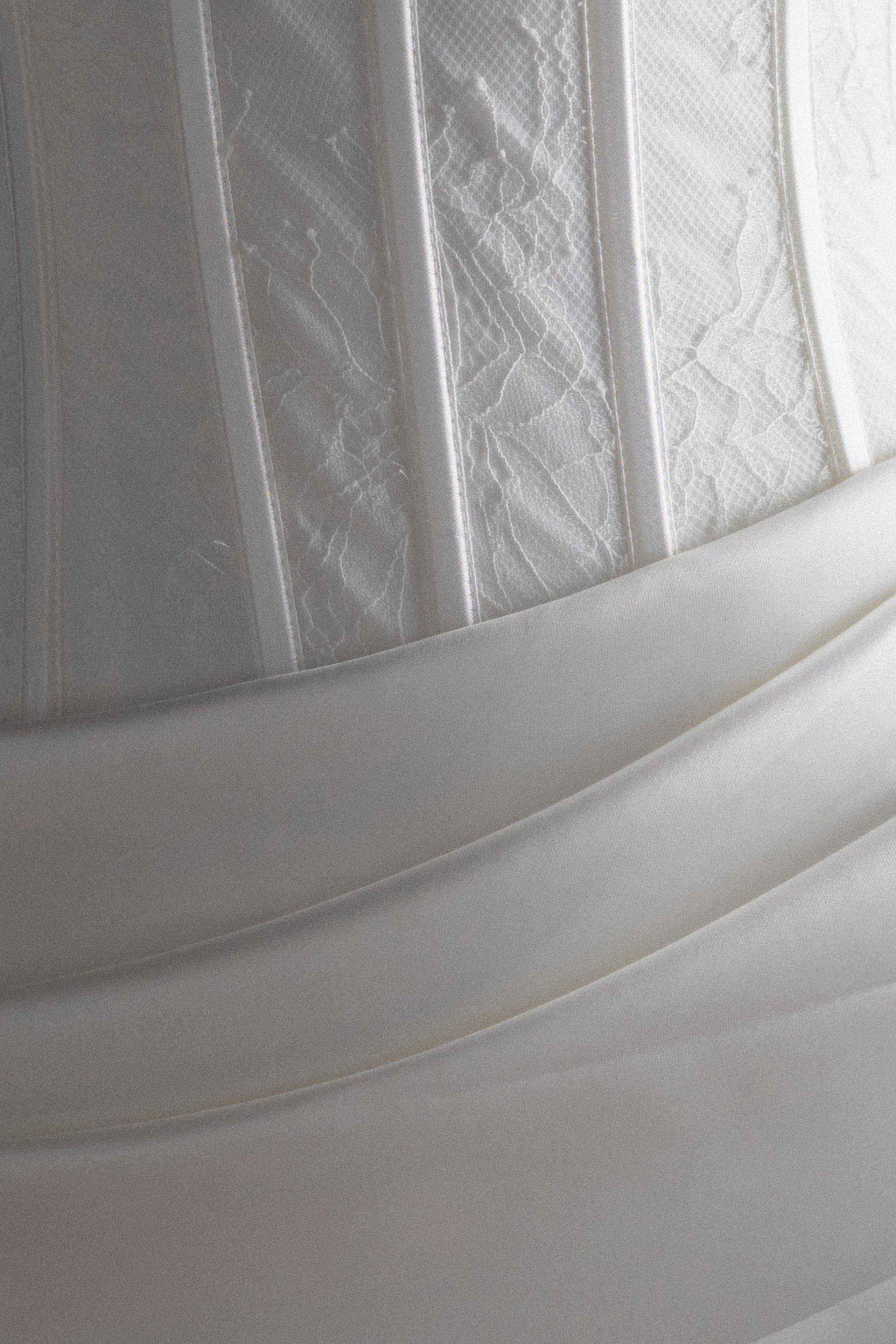 Galia Satin Corset Gown in White – Chic&Drifts
