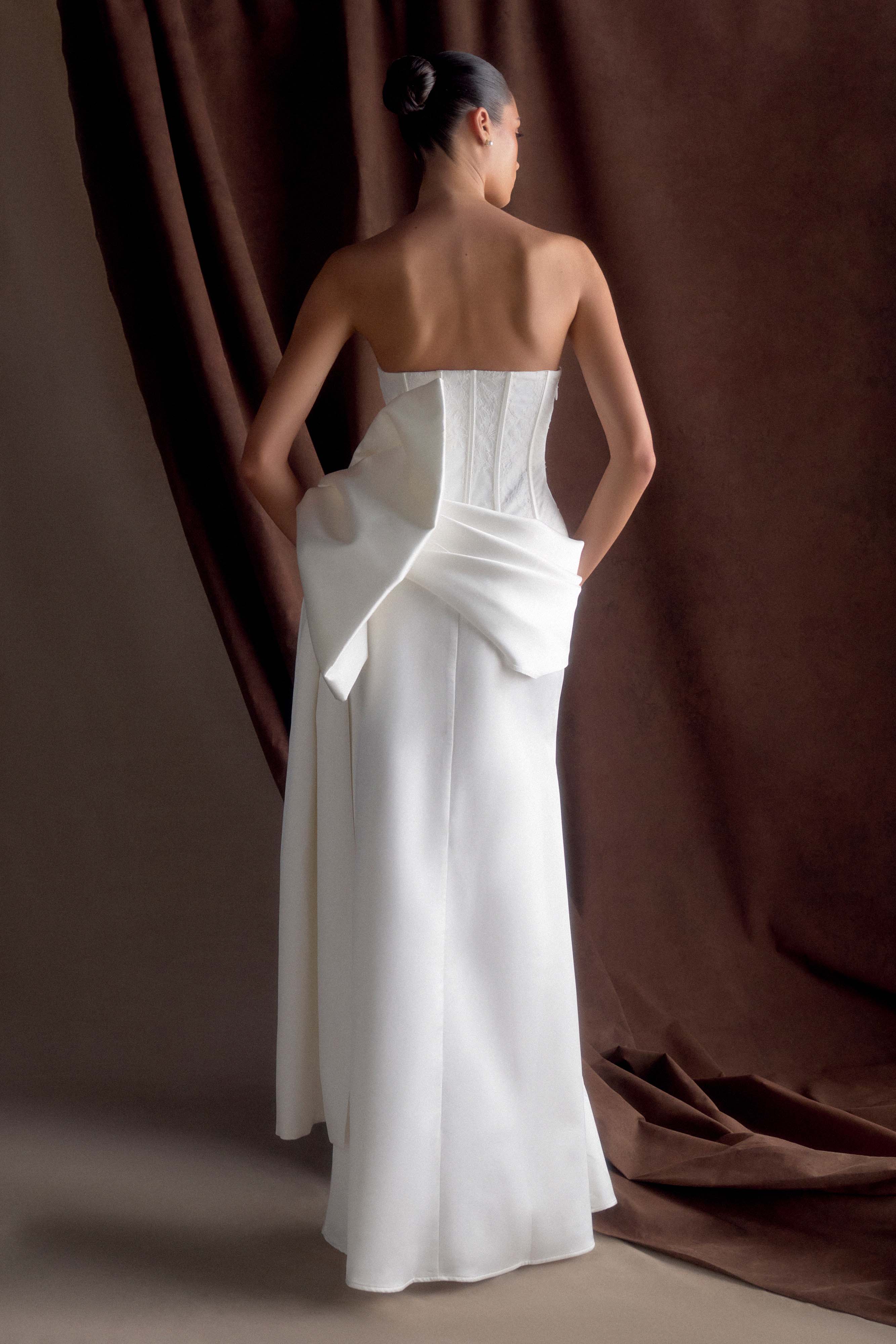 Galia Satin Corset Gown in White – Chic&Drifts