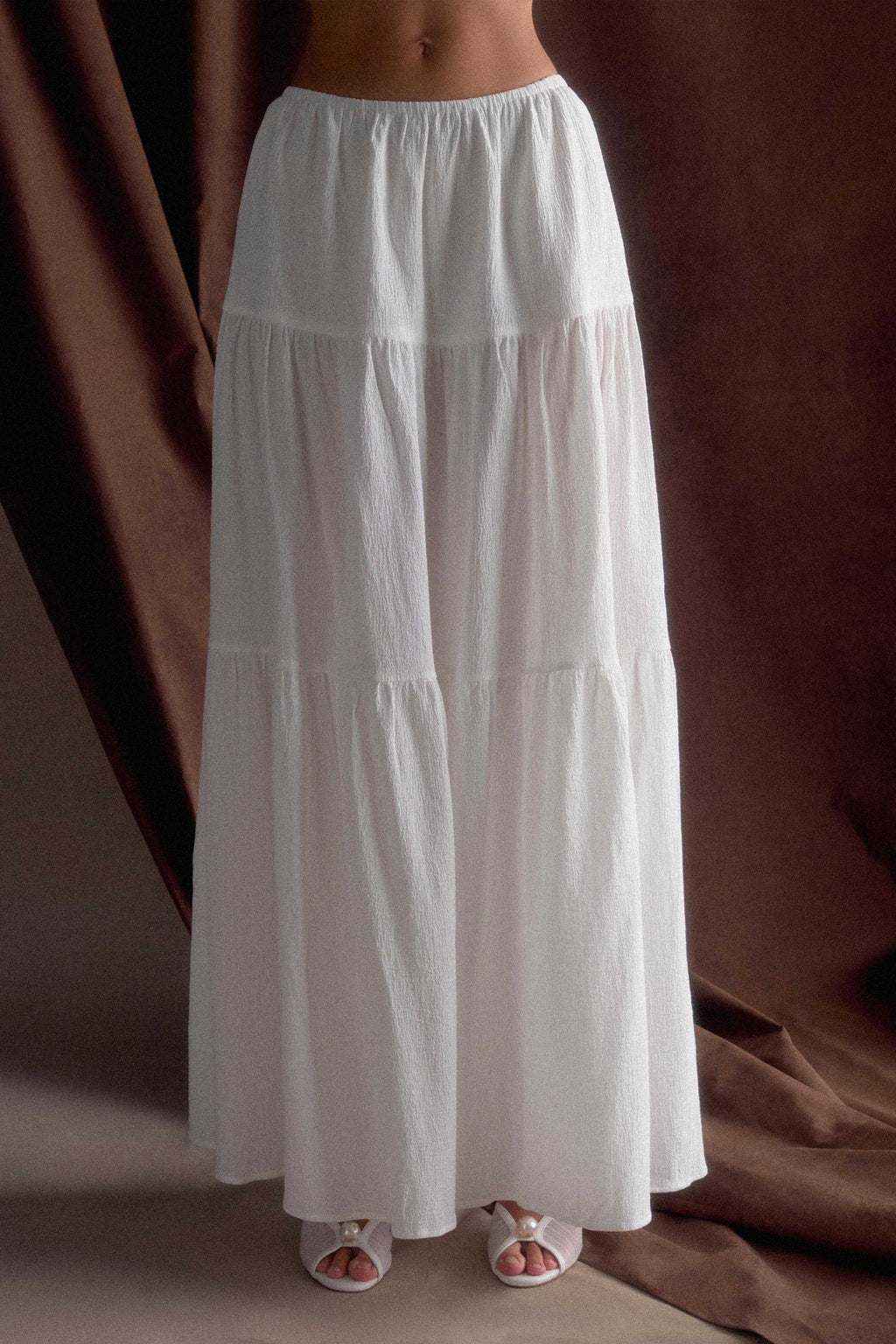 Jacinda Cotton Maxi Skirt in White – Chic&Drifts