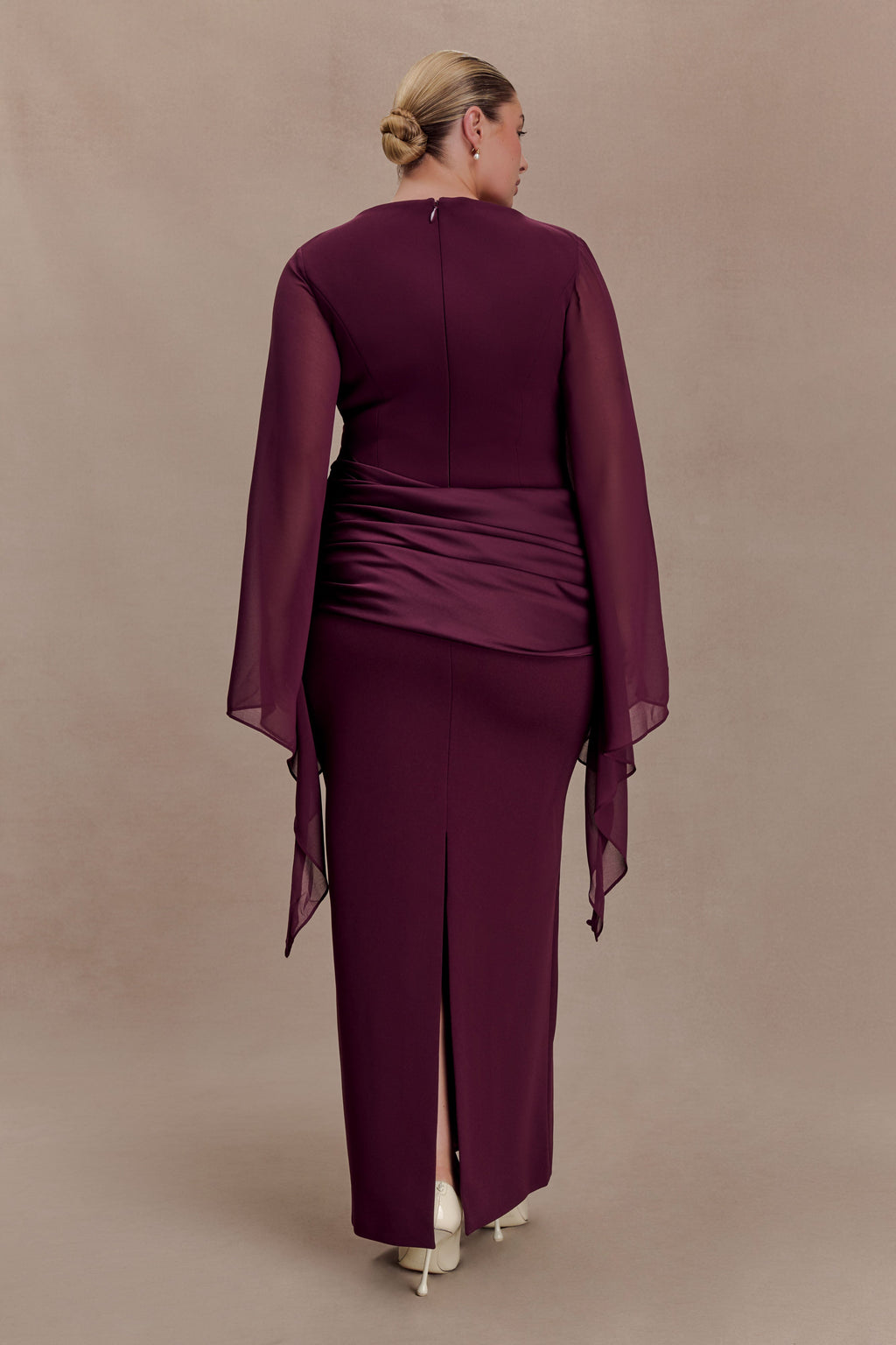 Samantha Waterfall Sleeves Maxi Dress in Wine – Chic&Drifts