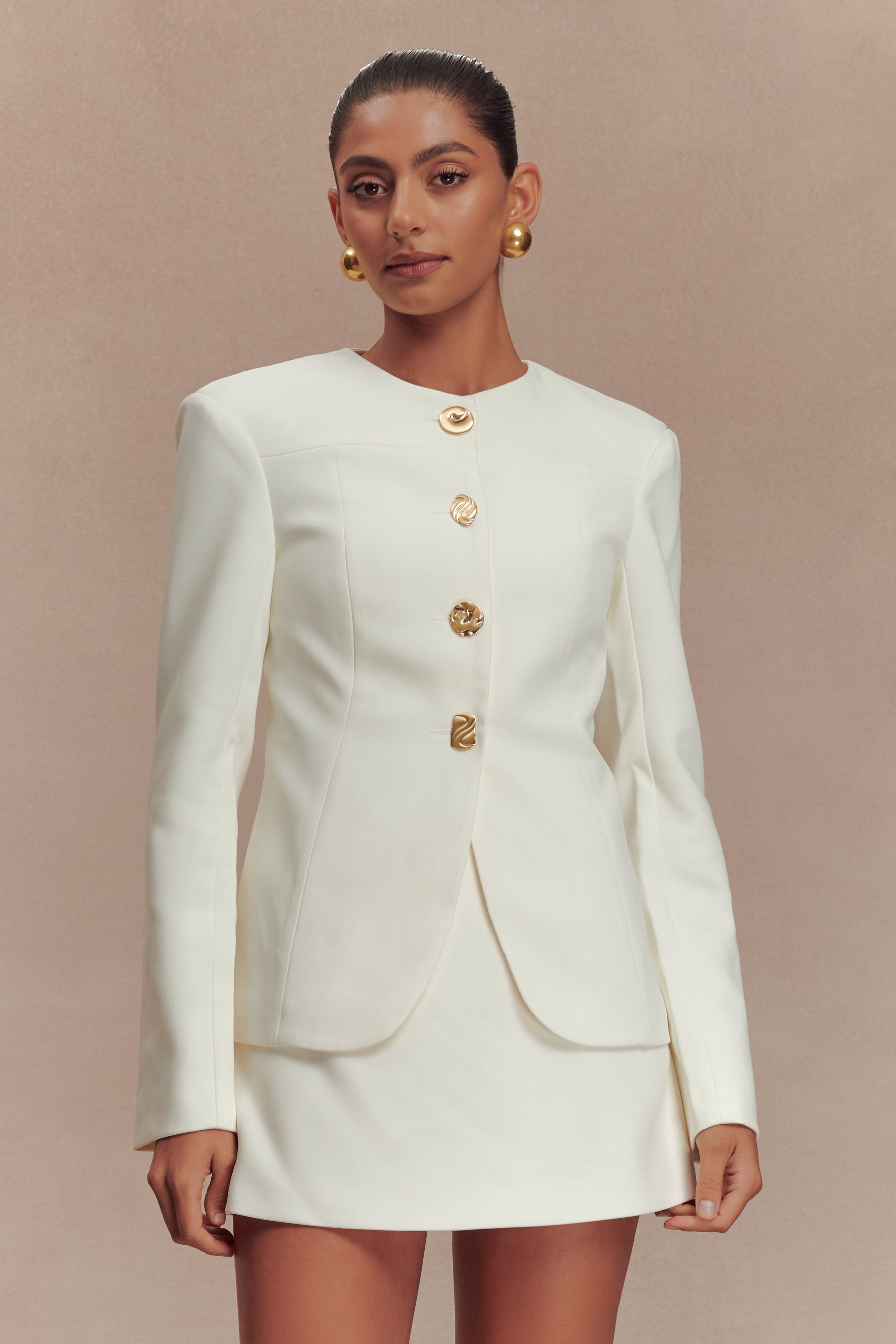 Asia Mixed Button Blazer in Ivory – Chic&Drifts