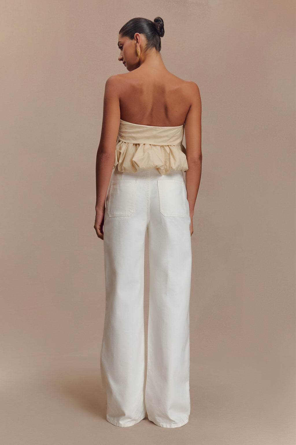 Caitlin Mid Rise Jeans in White – Chic&Drifts