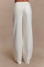 Caitlin Mid Rise Jeans in White – Chic&Drifts