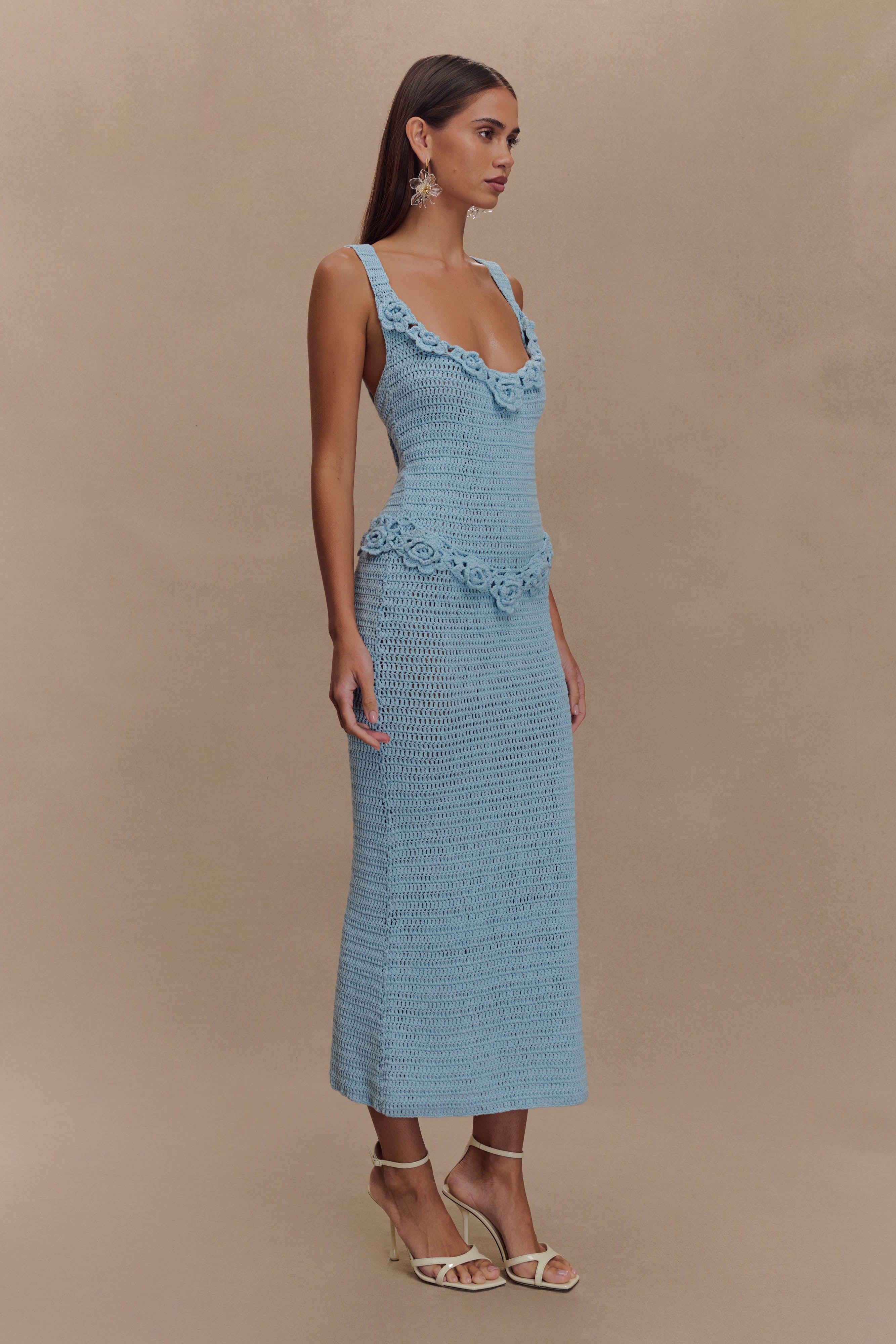 Teagan Floral Hand Crochet Midi Dress in Blue – Chic&Drifts