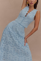 Arla Broderie Midi Skirt in Pale Cornflower Blue – Chic&Drifts