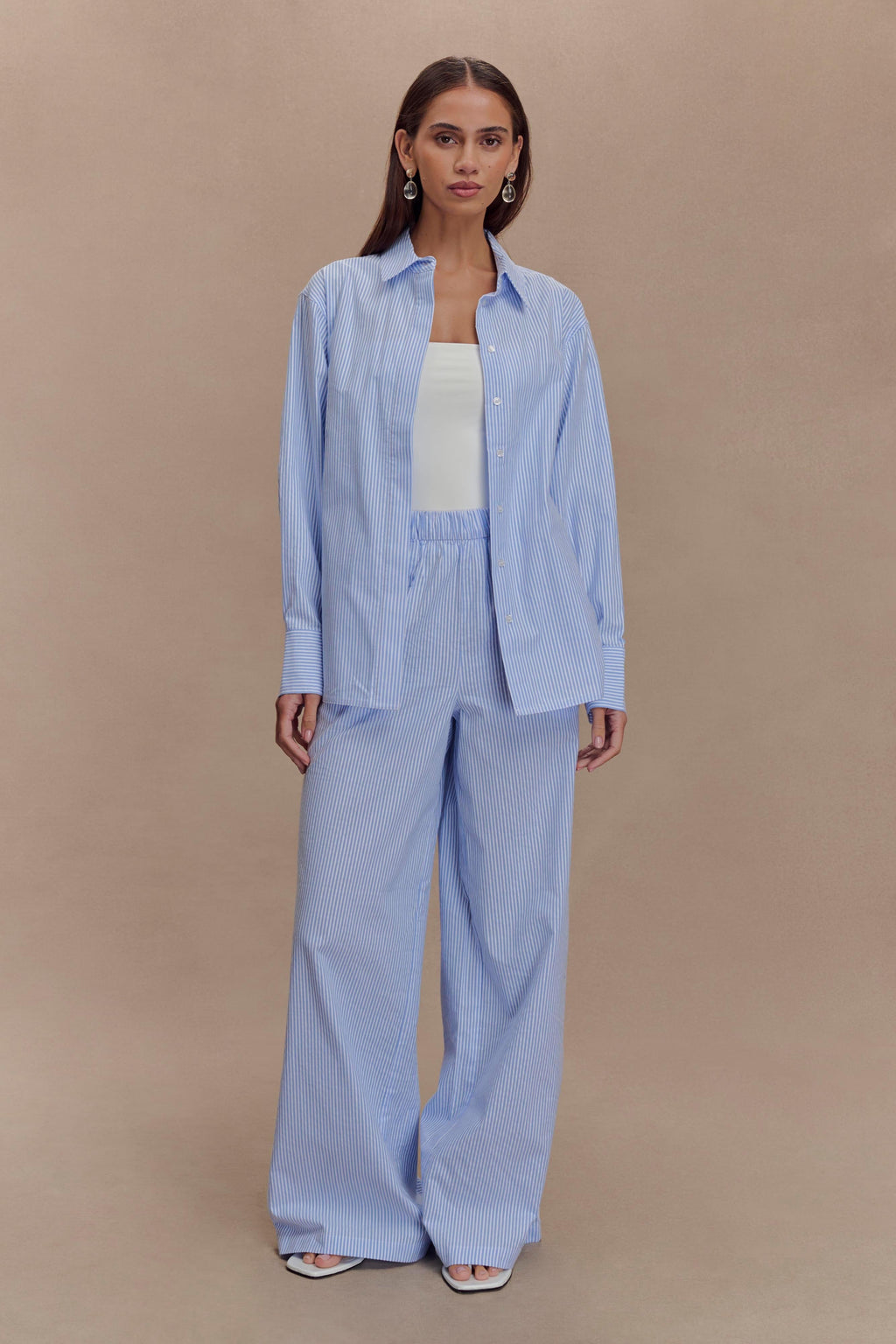 Hansen Oversized Shirt in Blue Pinstripe – Chic&Drifts