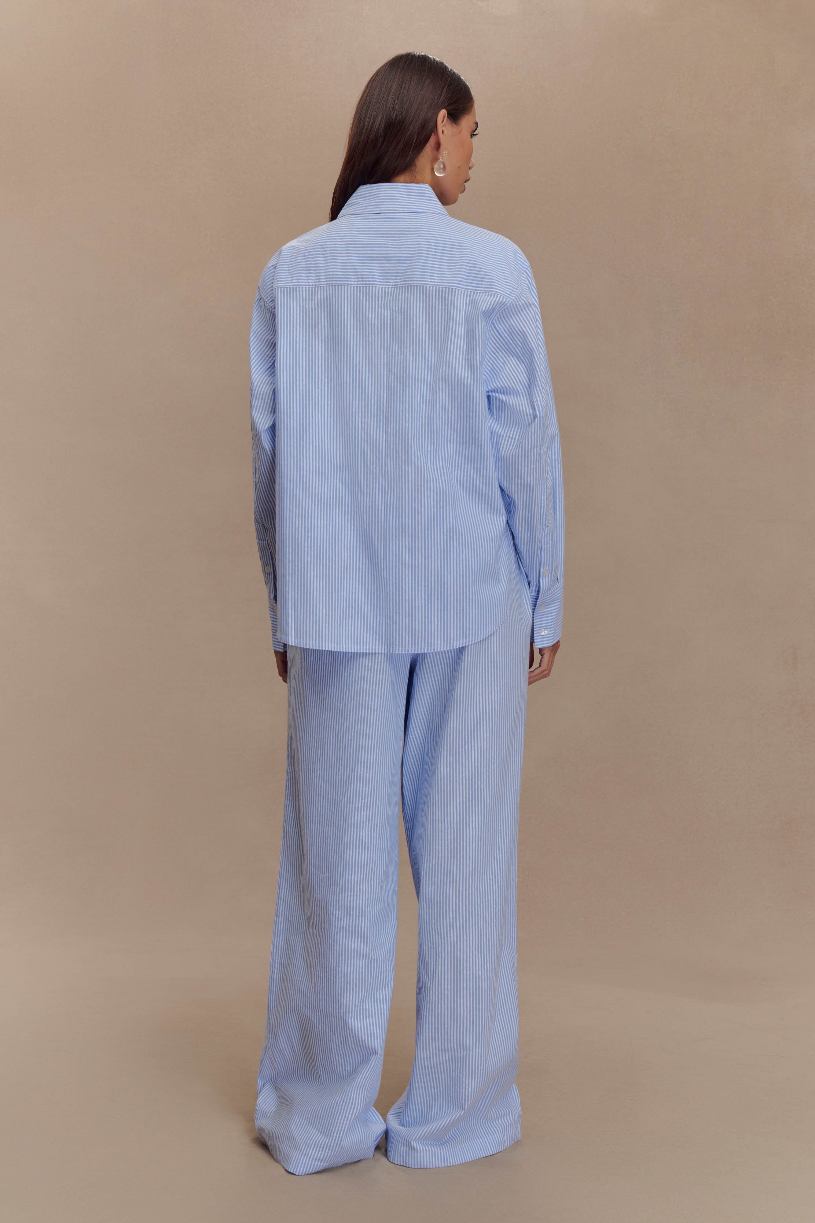 Hansen Oversized Shirt in Blue Pinstripe – Chic&Drifts