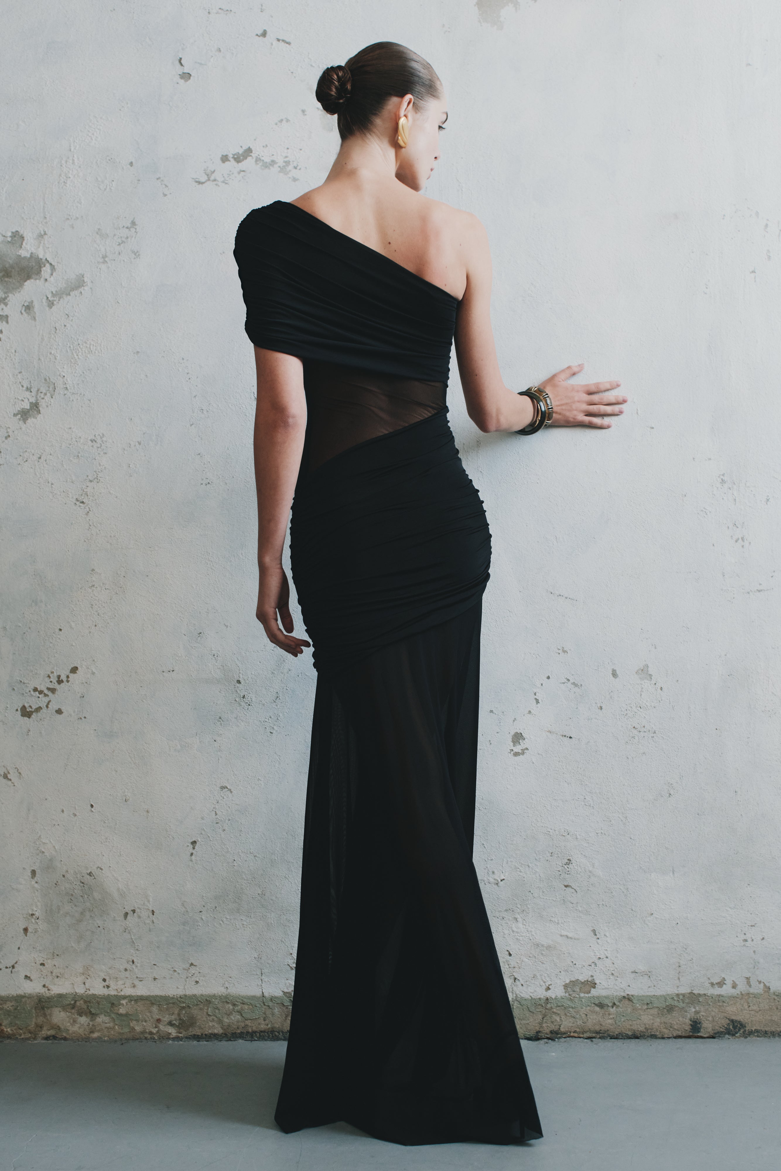 Dallas One Shoulder Mesh Maxi Dress in Black – Chic&Drifts