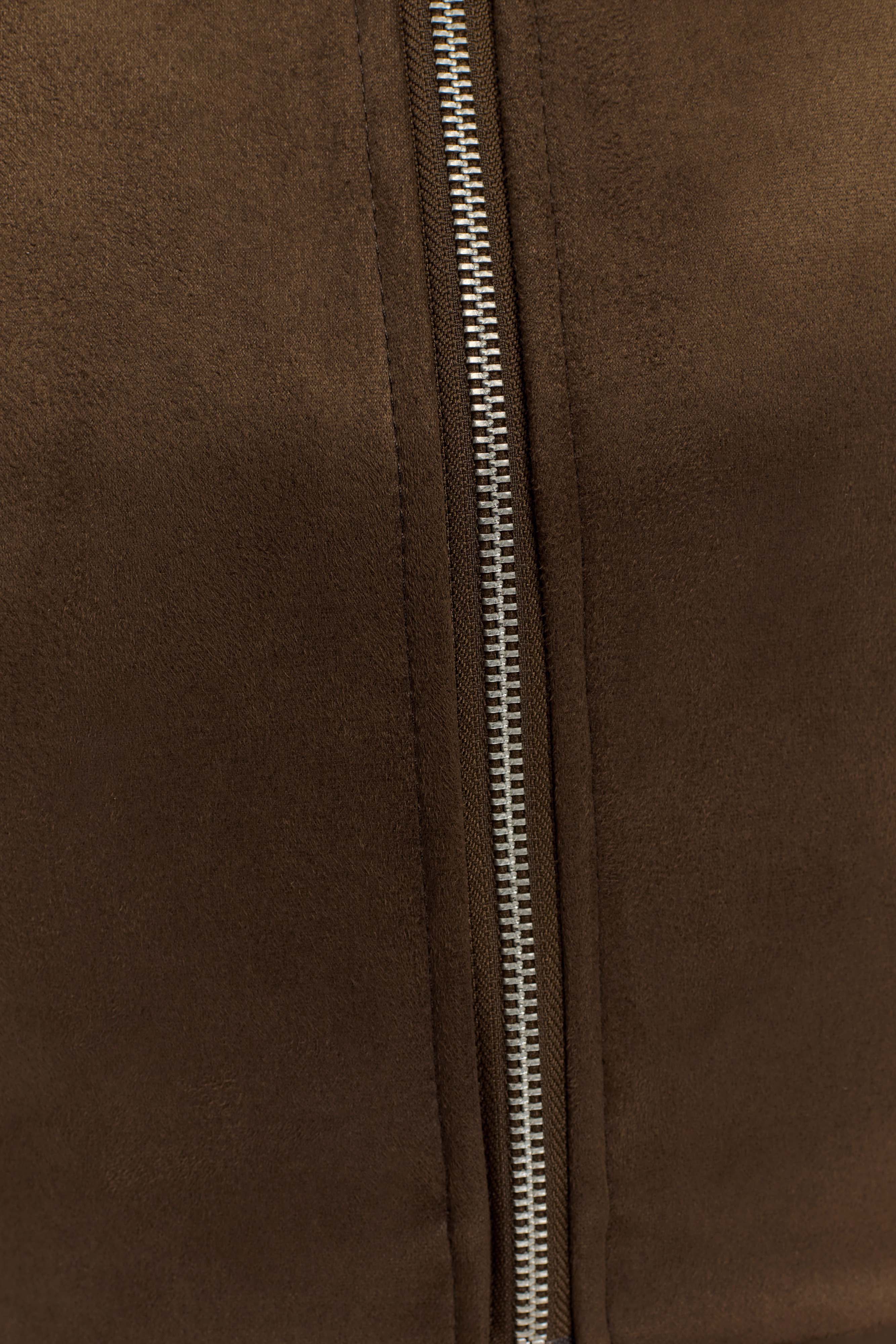 Hayes Faux Suede Collared Jacket in Chocolate – Chic&Drifts