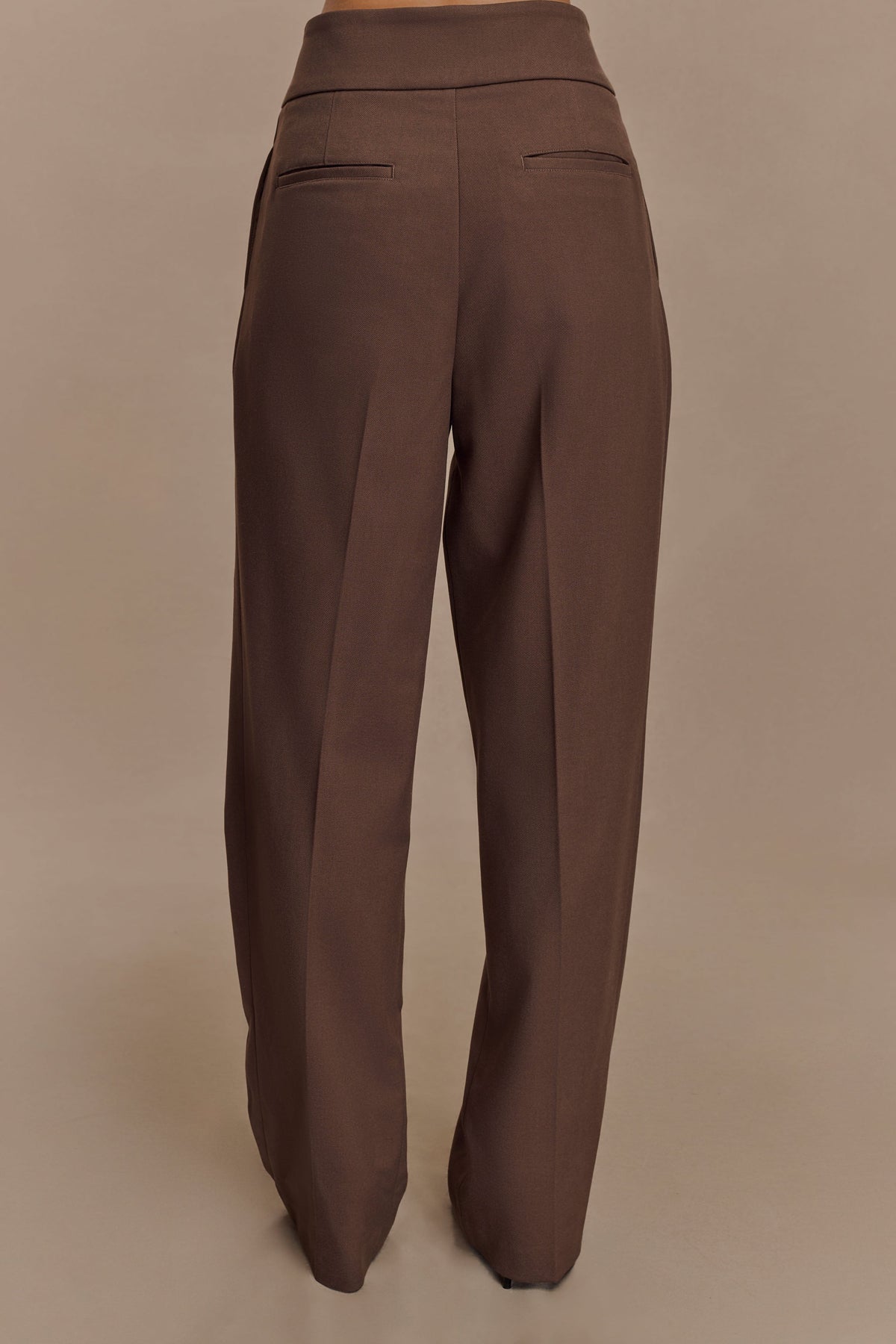 Penelope Pleated High Waisted Pants in Chocolate – Chic&Drifts