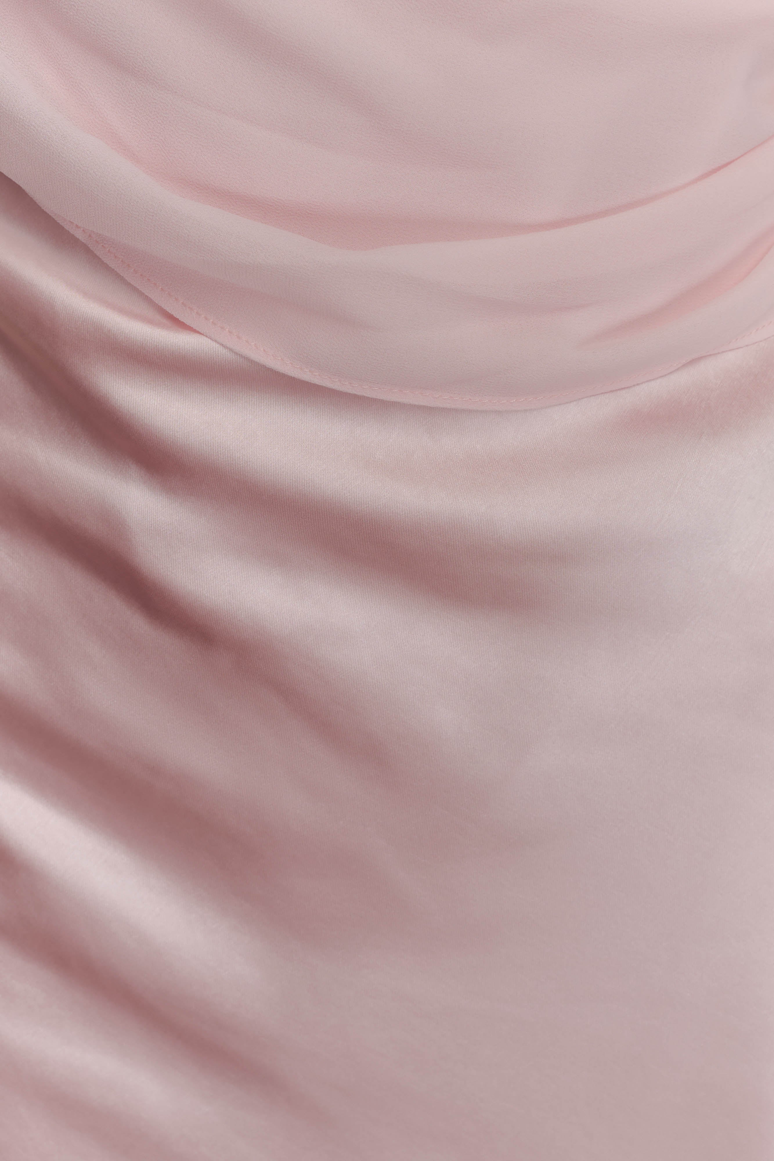 Carah Satin And Chiffon Maxi Dress in Pale Pink – Chic&Drifts