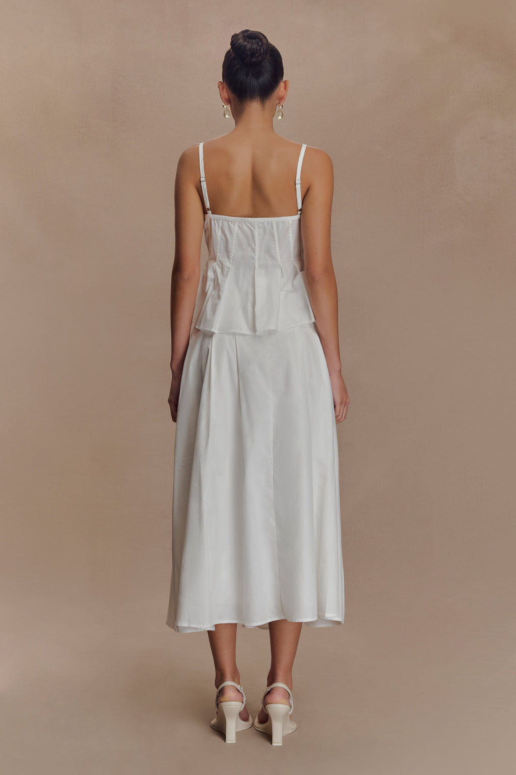 Mae Cotton Top in White – Chic&Drifts