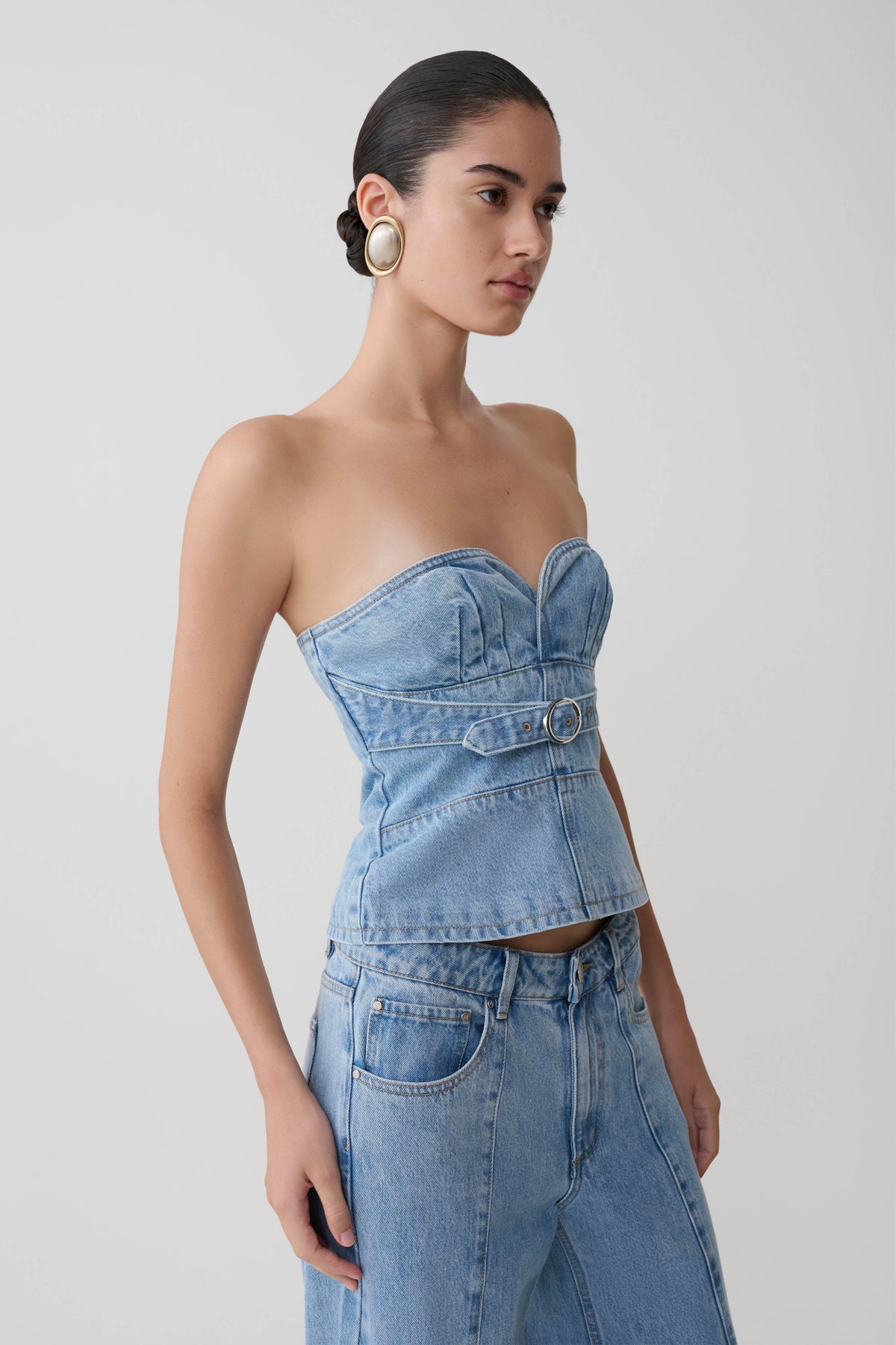 Tommy Strapless Denim Top With Buckle in Classic Blue – Chic&Drifts