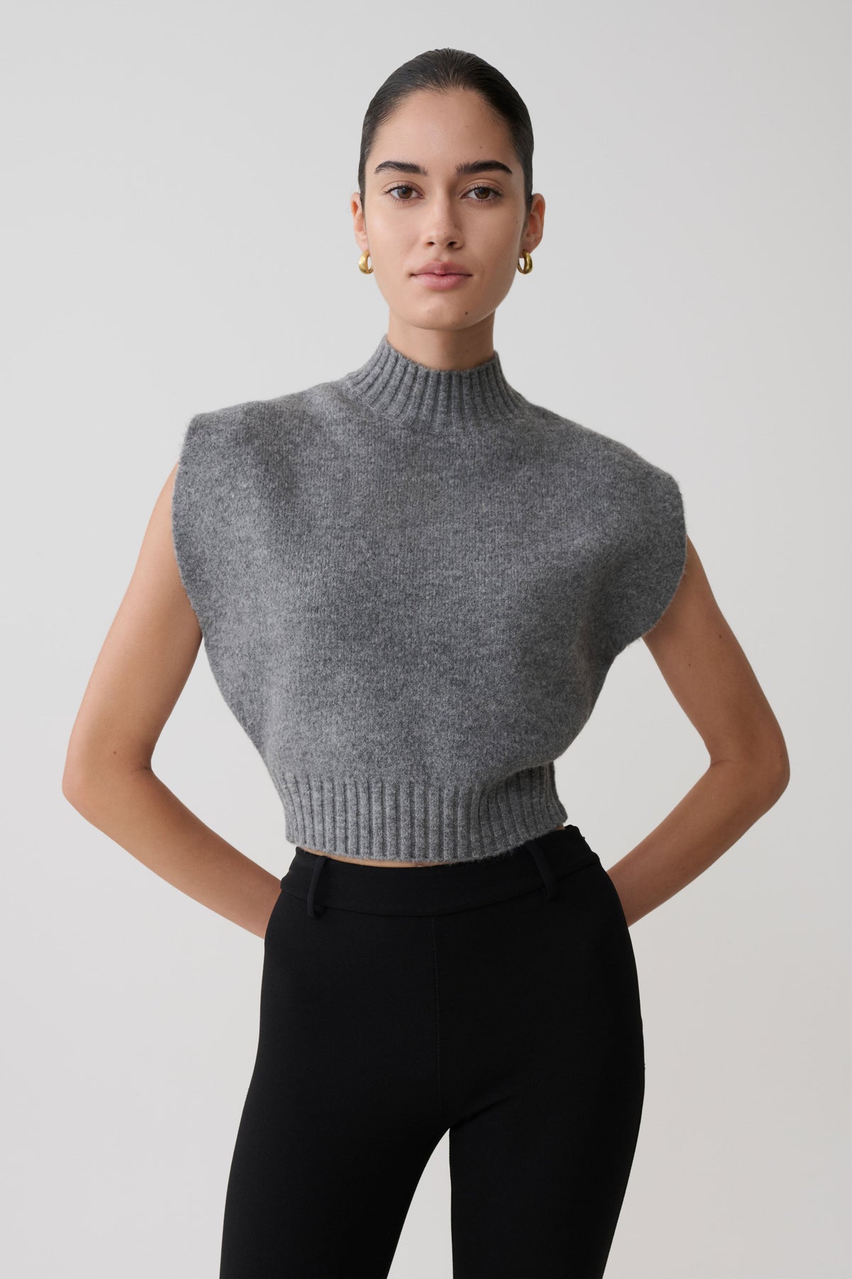 Niko Knit Oversized Top in Charcoal – Chic&Drifts
