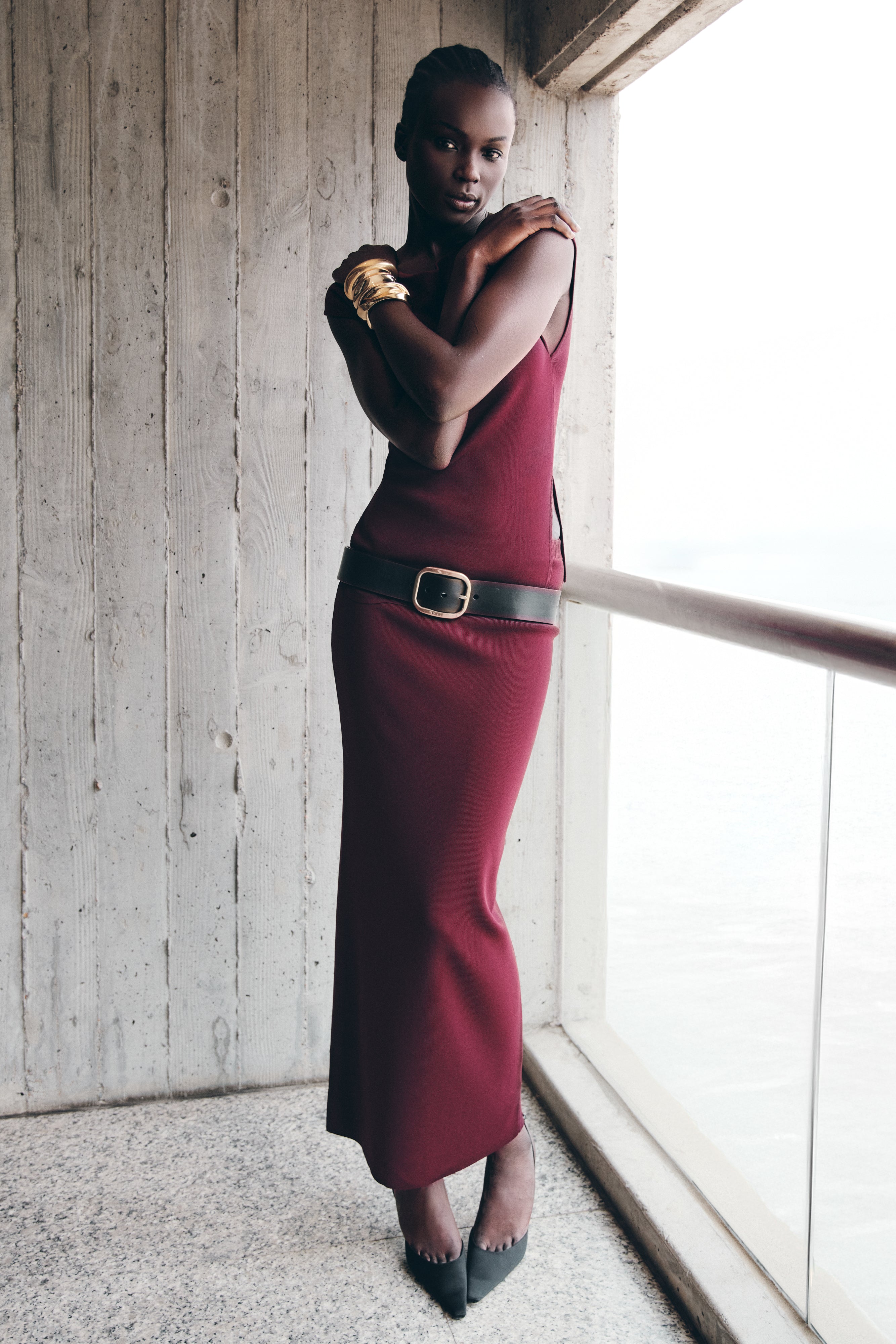 Francisca Mid Rise Knit Maxi Skirt in Merlot – Chic&Drifts
