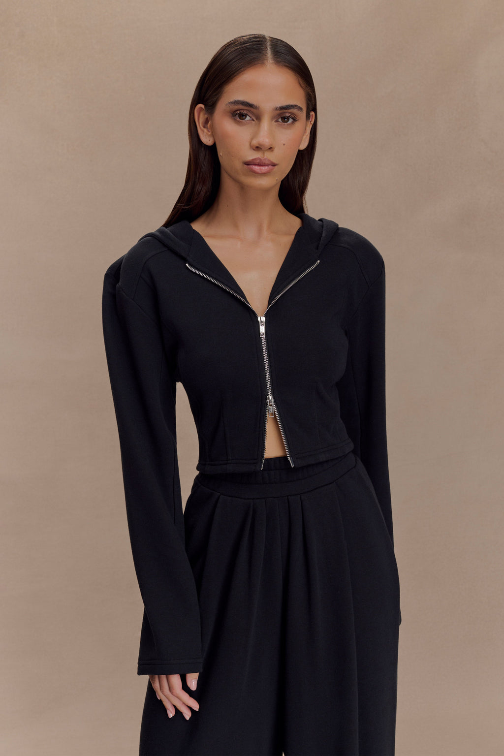 Quinn Zip Up Hoodie in Black – Chic&Drifts