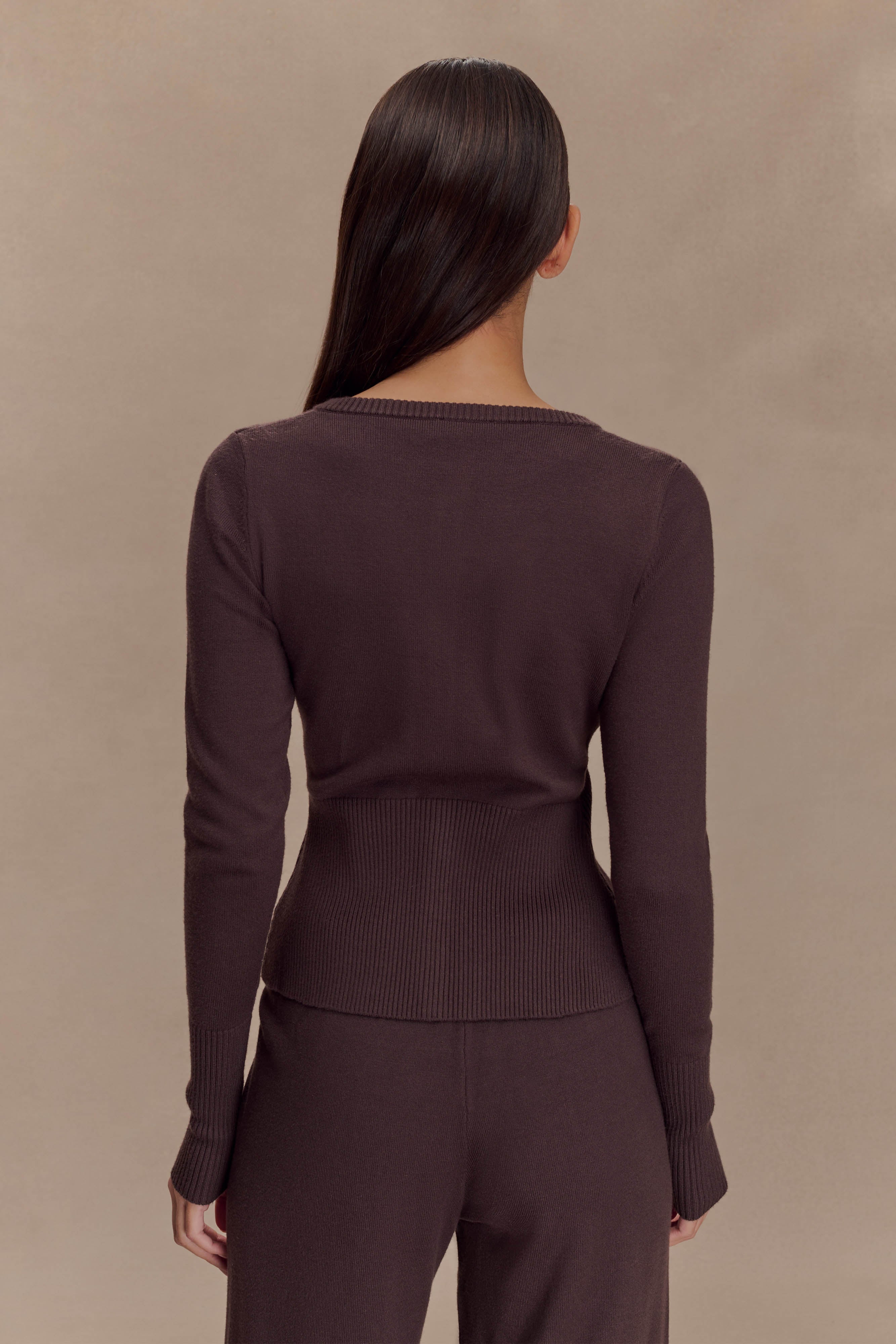 Reese Fitted Knit Cardigan in Dark Chocolate – Chic&Drifts
