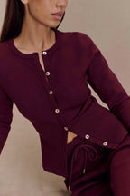 Reese Fitted Knit Cardigan in Merlot – Chic&Drifts