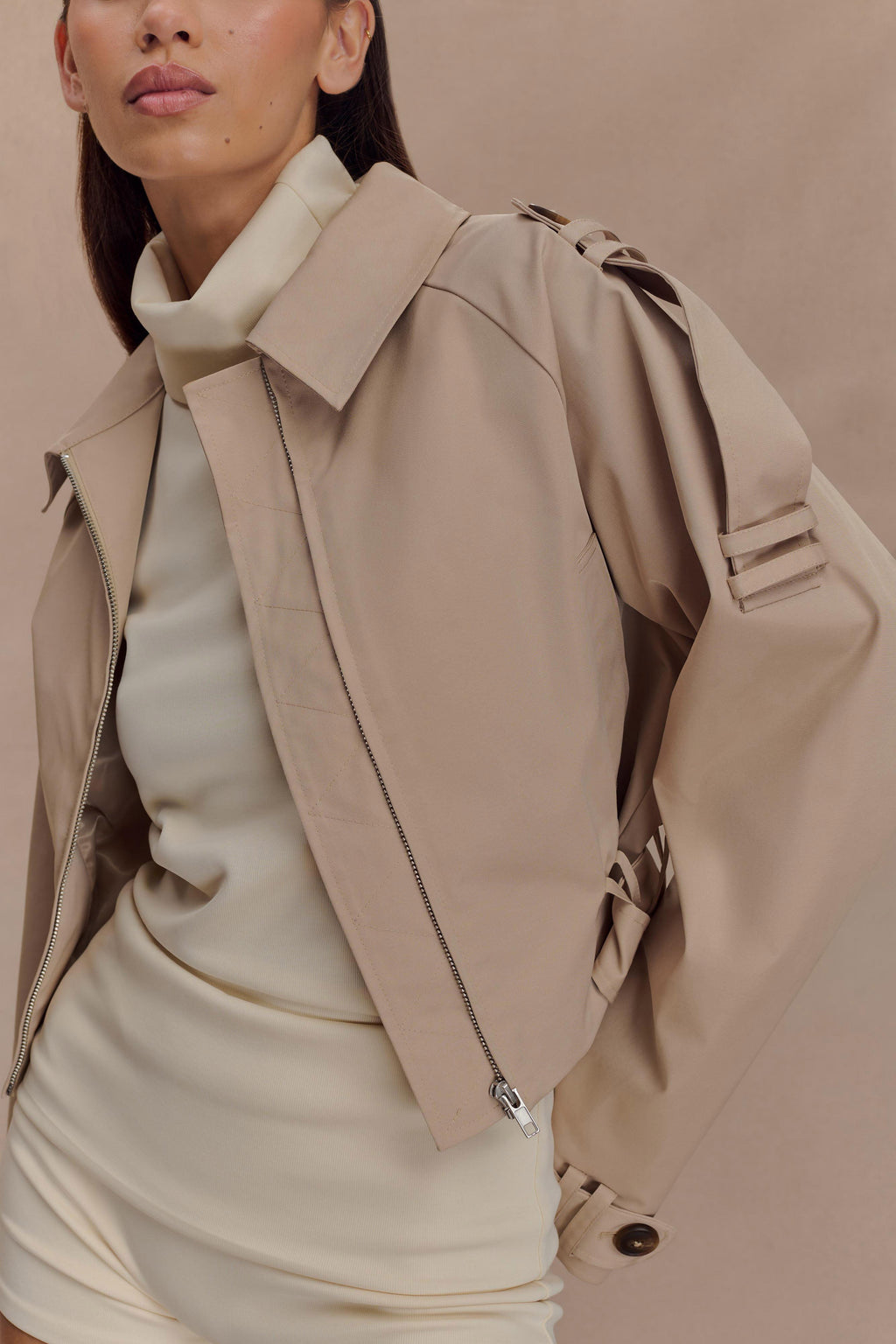Frank Cropped Collared Jacket in Camel – Chic&Drifts