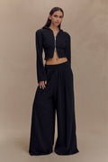 Aspen Gathered Wide Leg Jogger in Black – Chic&Drifts