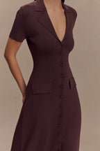 Pearson Short Sleeve Knit Midi Dress in Chocolate – Chic&Drifts