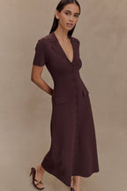 Pearson Short Sleeve Knit Midi Dress in Chocolate – Chic&Drifts