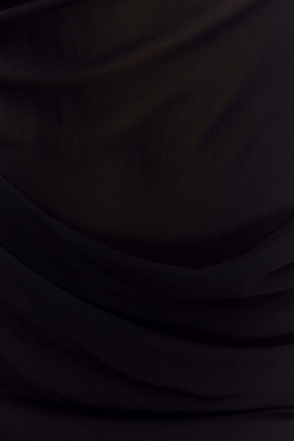 Daria Draped Chiffon Maxi Dress in Black – Chic&Drifts