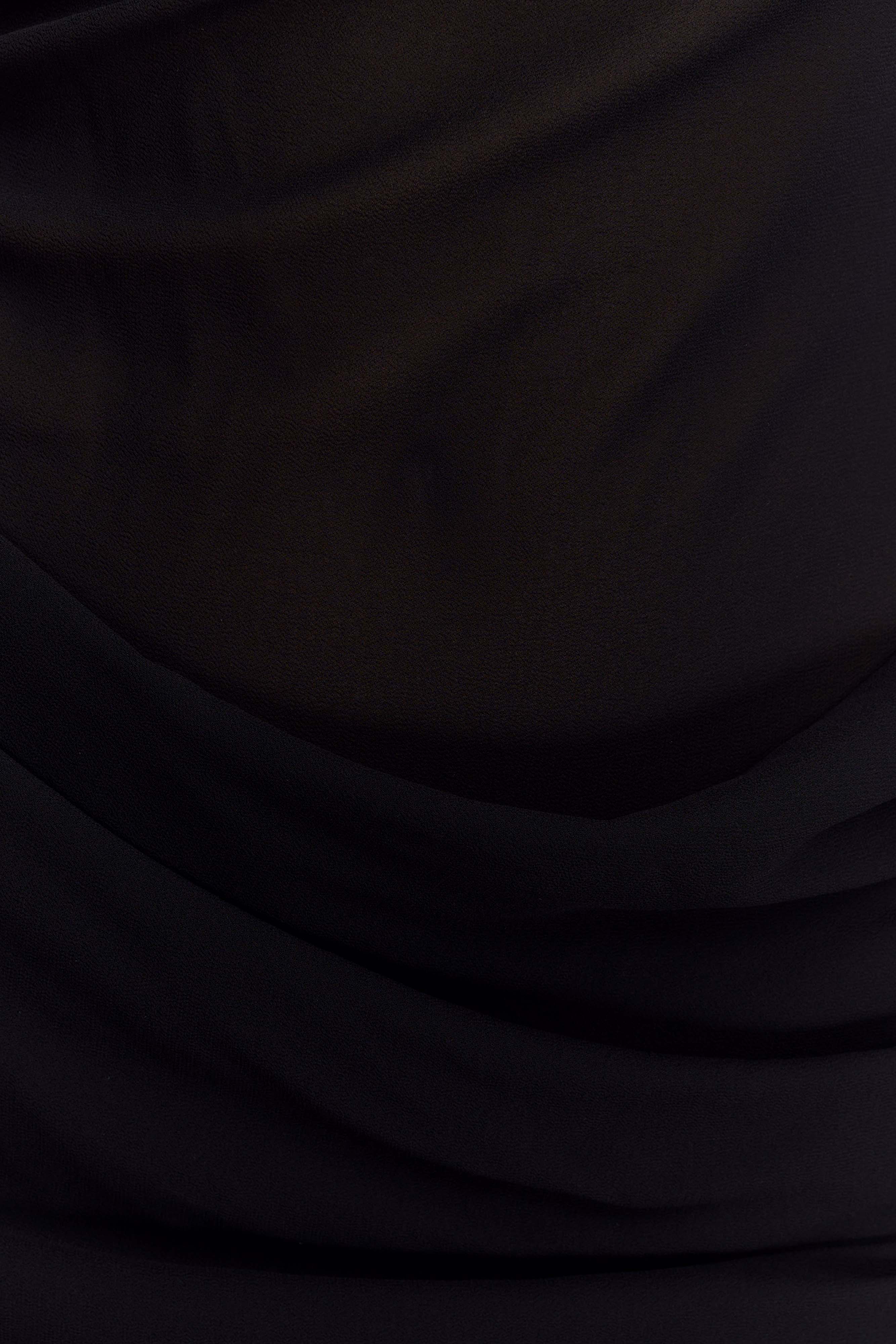 Daria Draped Chiffon Maxi Dress in Black – Chic&Drifts