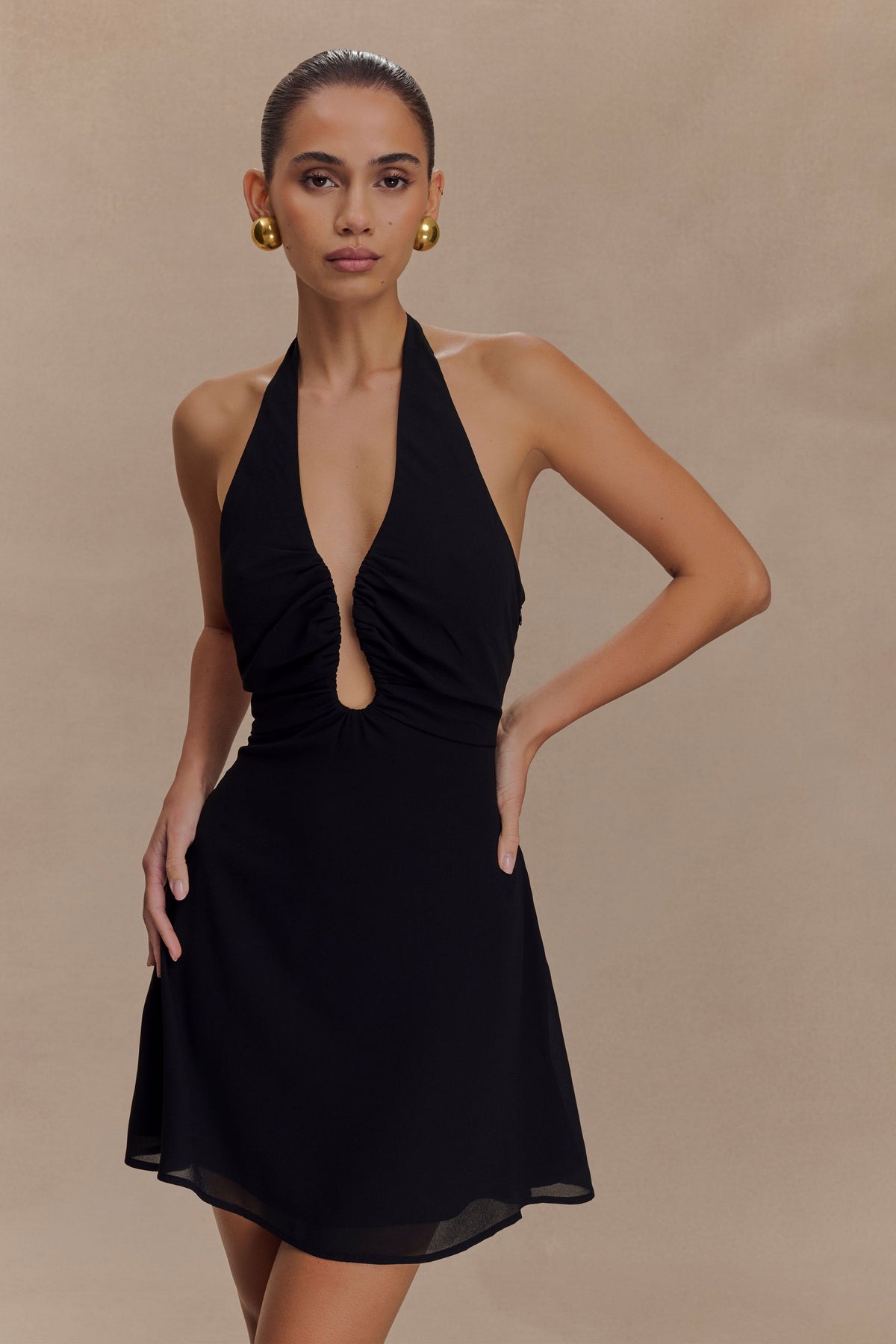 Malakhai Chiffon Halter Mini Dress in Black – Chic&Drifts
