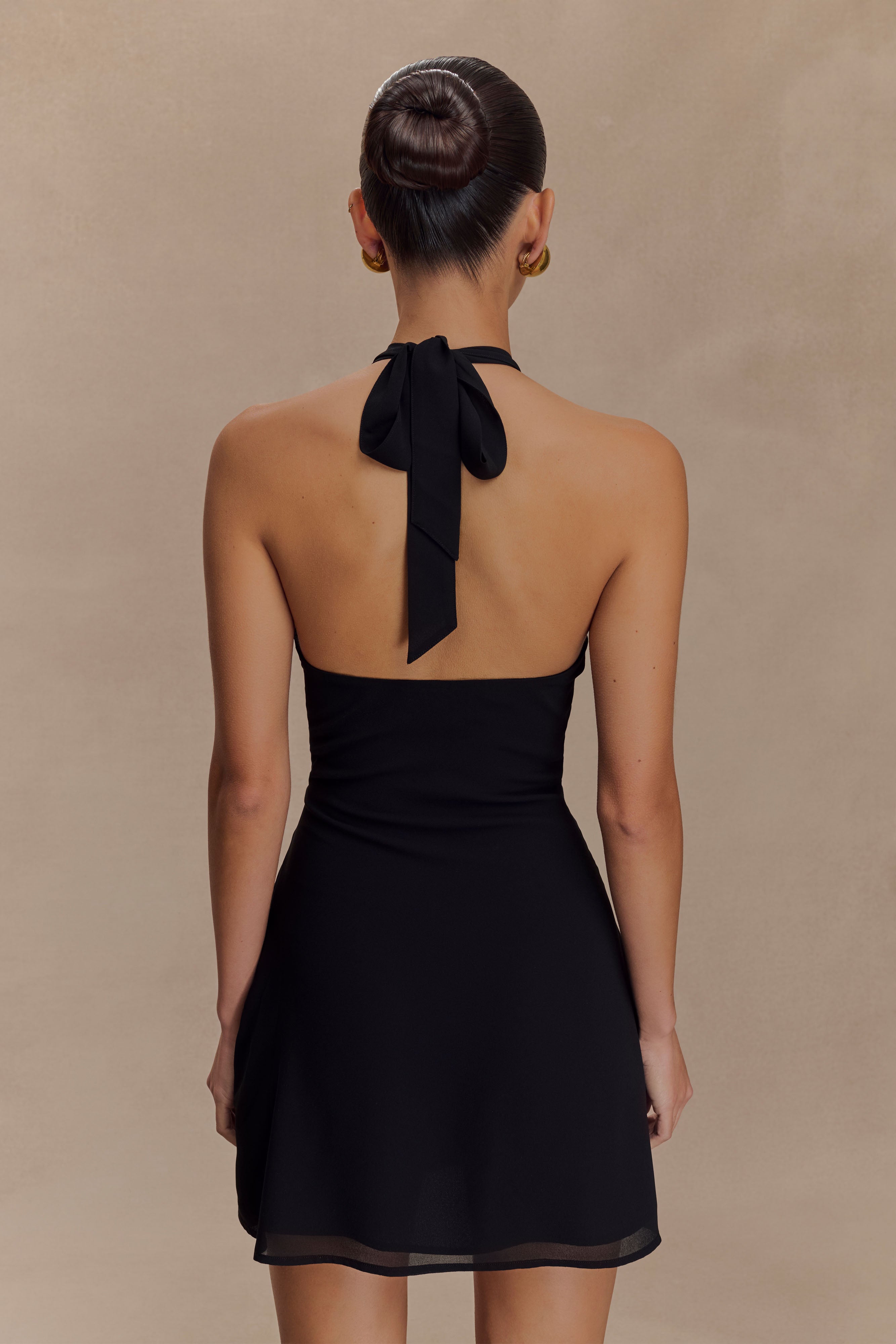Malakhai Chiffon Halter Mini Dress in Black – Chic&Drifts