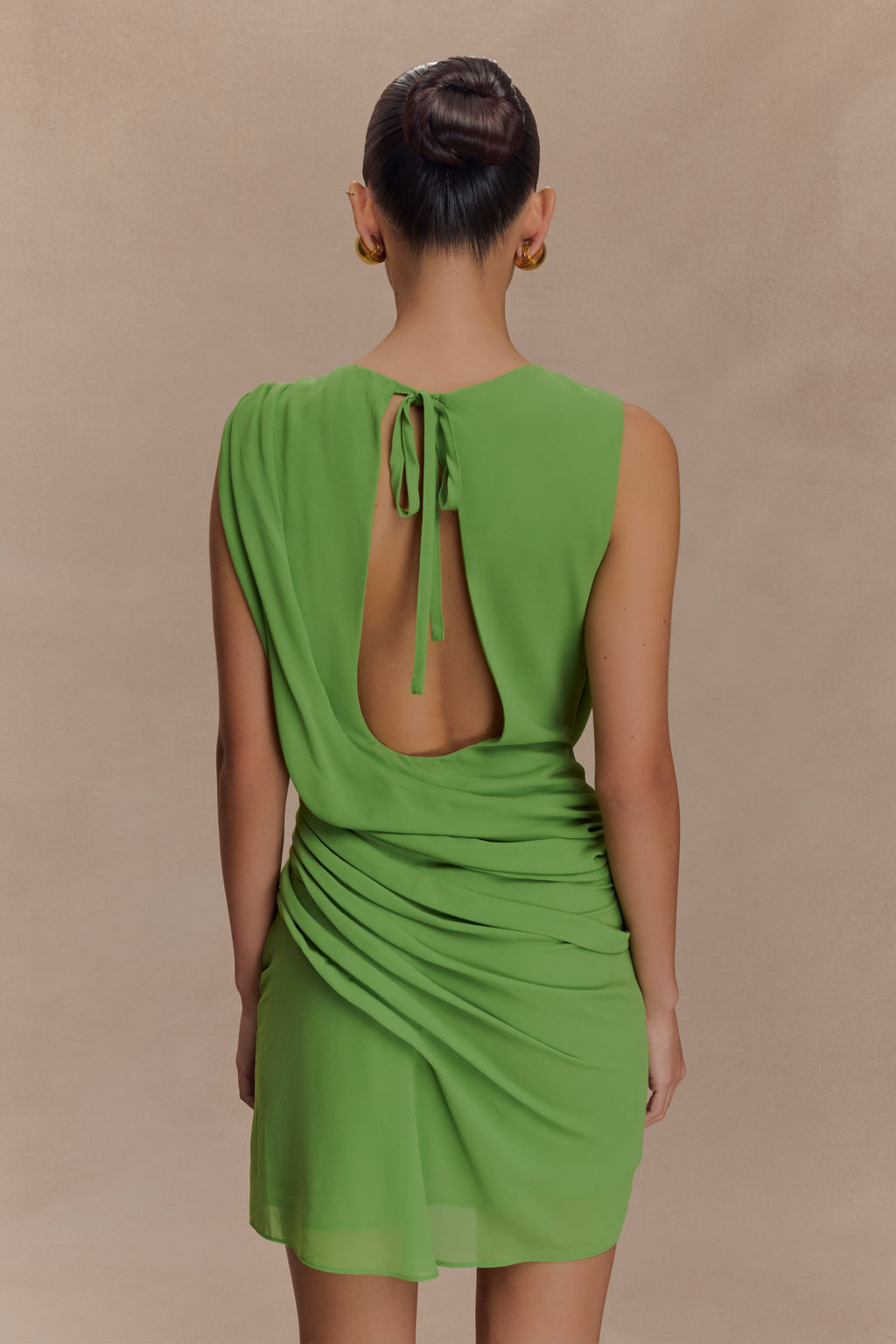 Oria Chiffon Mini Dress in Green – Chic&Drifts