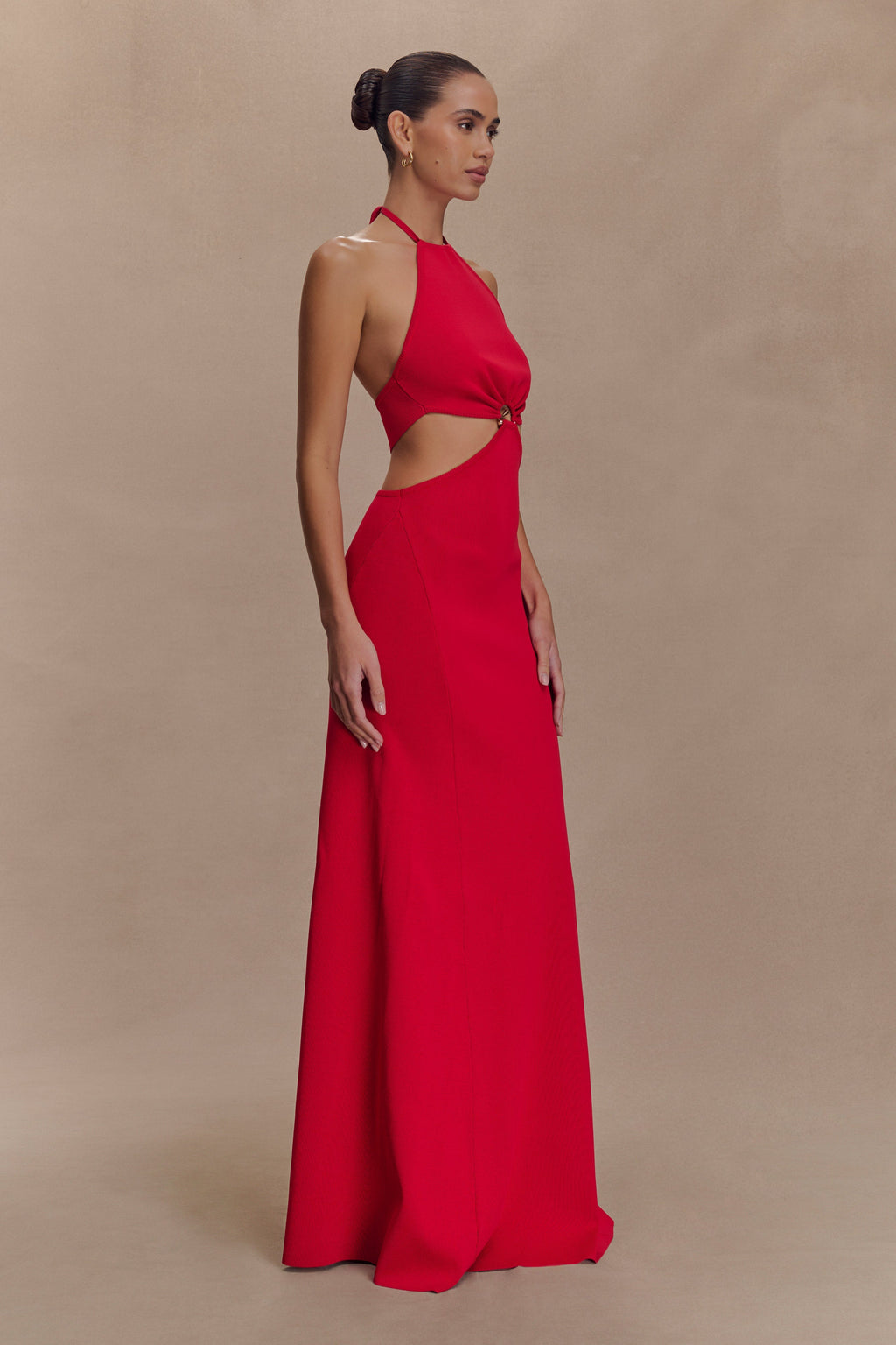 Marlowe Halter Knit Maxi Dress in Red – Chic&Drifts
