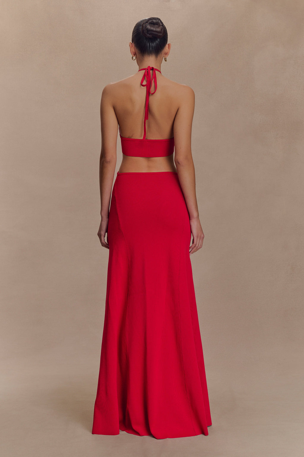 Marlowe Halter Knit Maxi Dress in Red – Chic&Drifts