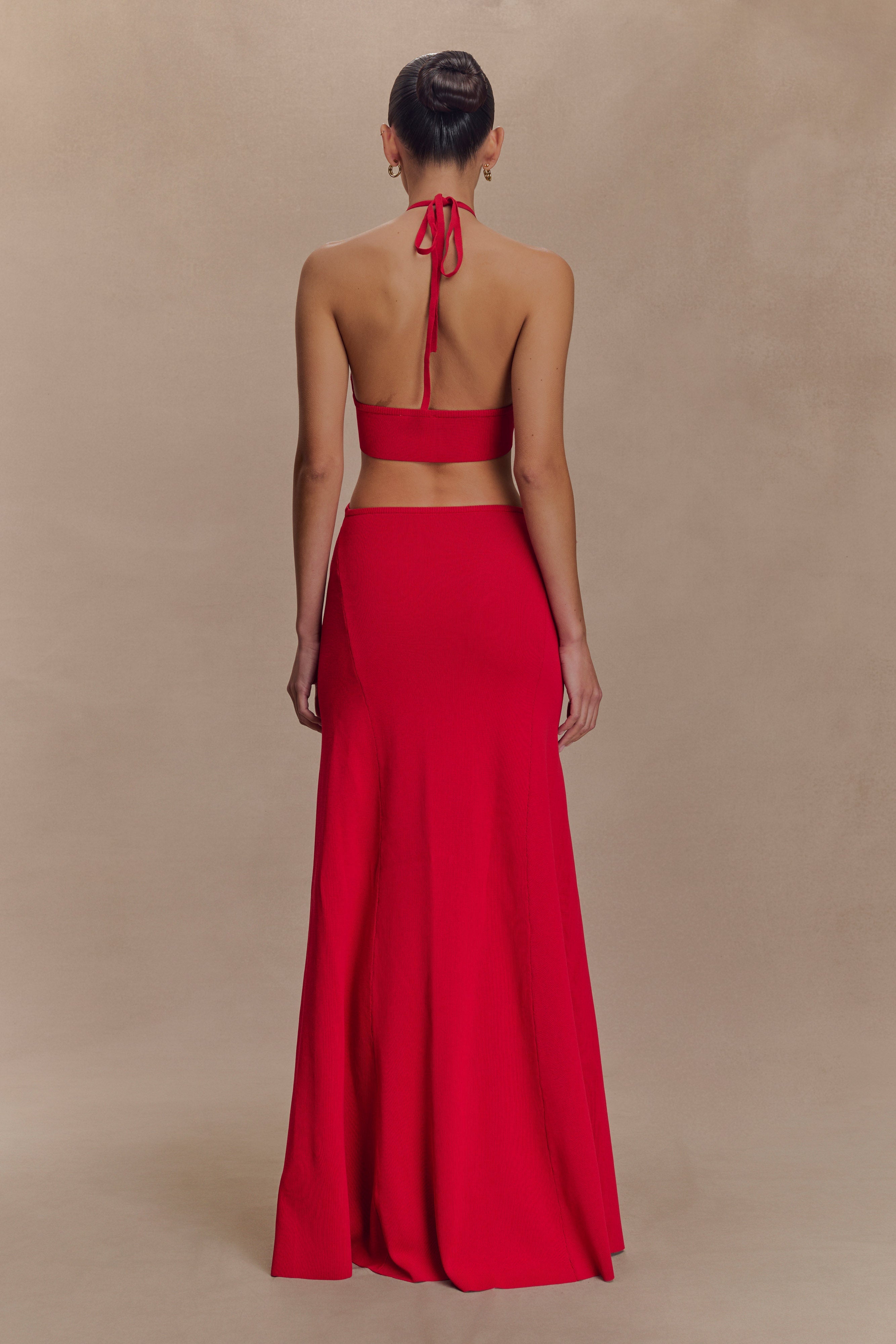 Marlowe Halter Knit Maxi Dress in Red – Chic&Drifts