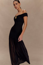 Kellie Off Shoulder Crepe Maxi Dress in Black – Chic&Drifts