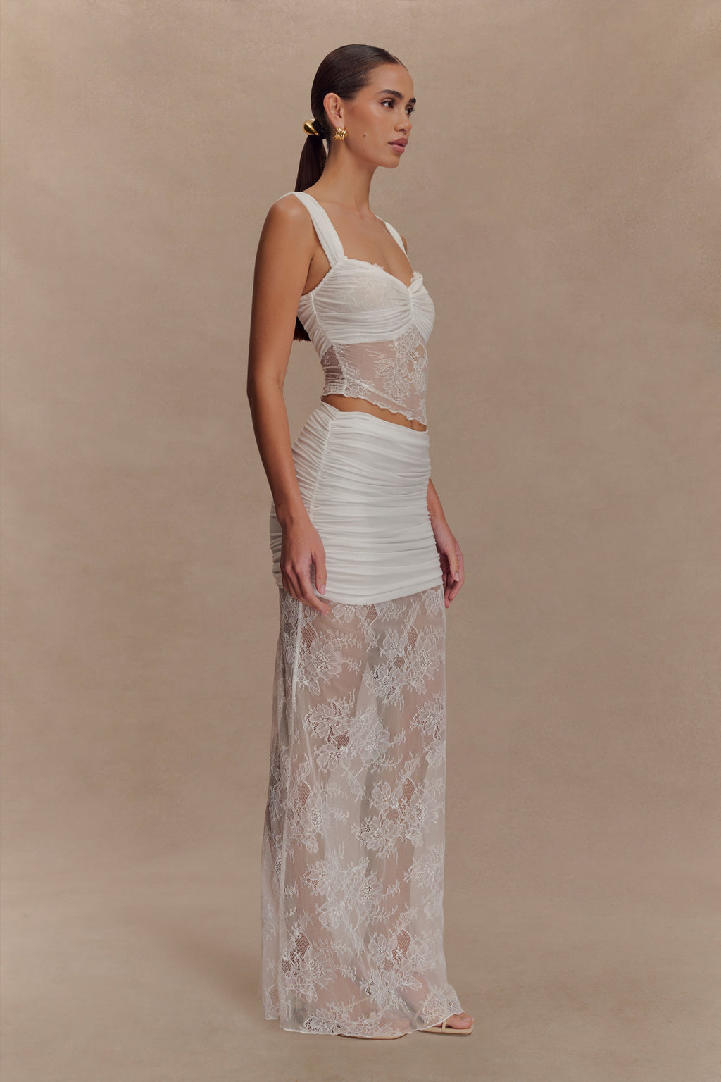 Guinevere Lace And Mesh Top in Ivory – Chic&Drifts