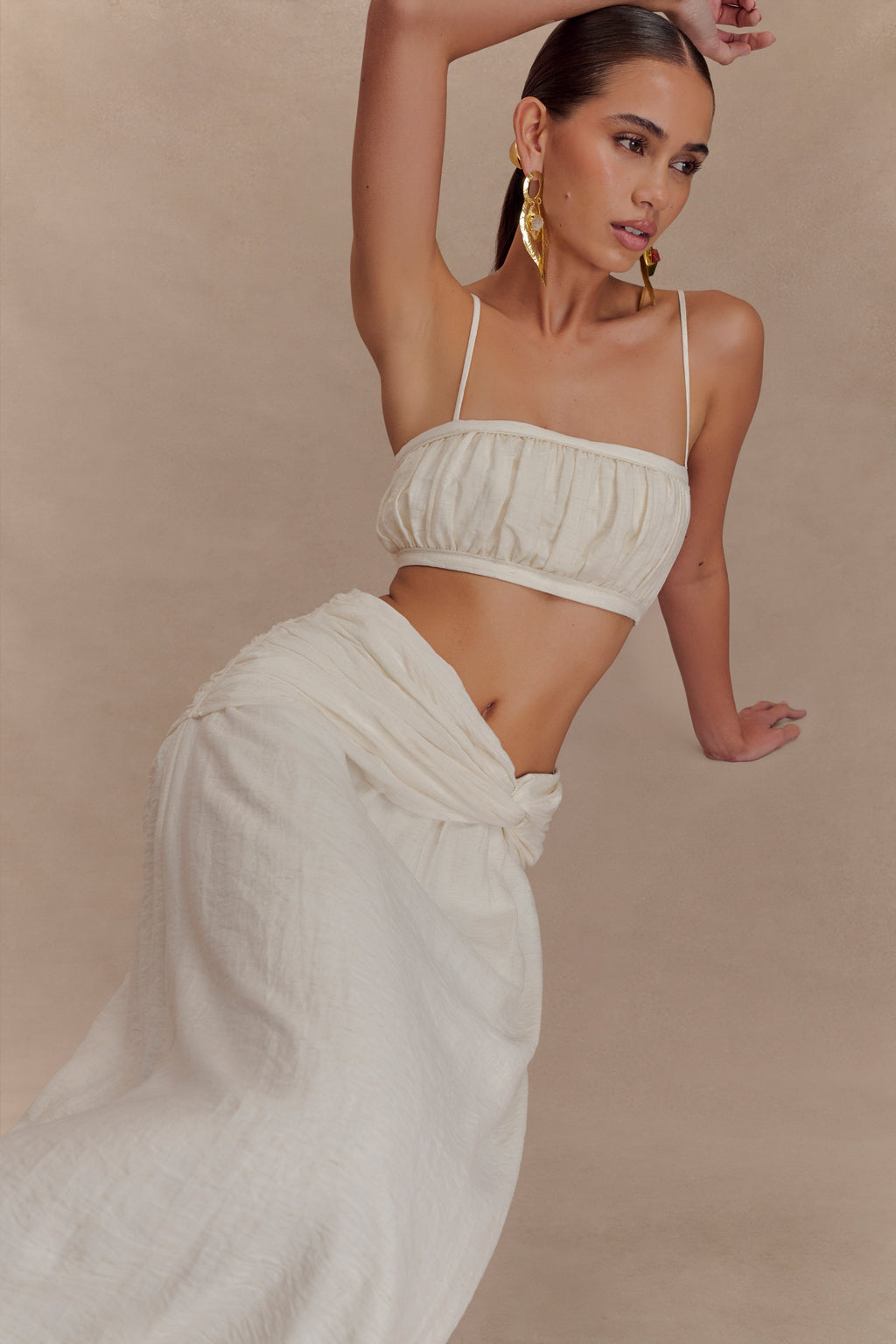 Scottie Gathered Linen Knot Maxi Skirt in Oat Marle – Chic&Drifts