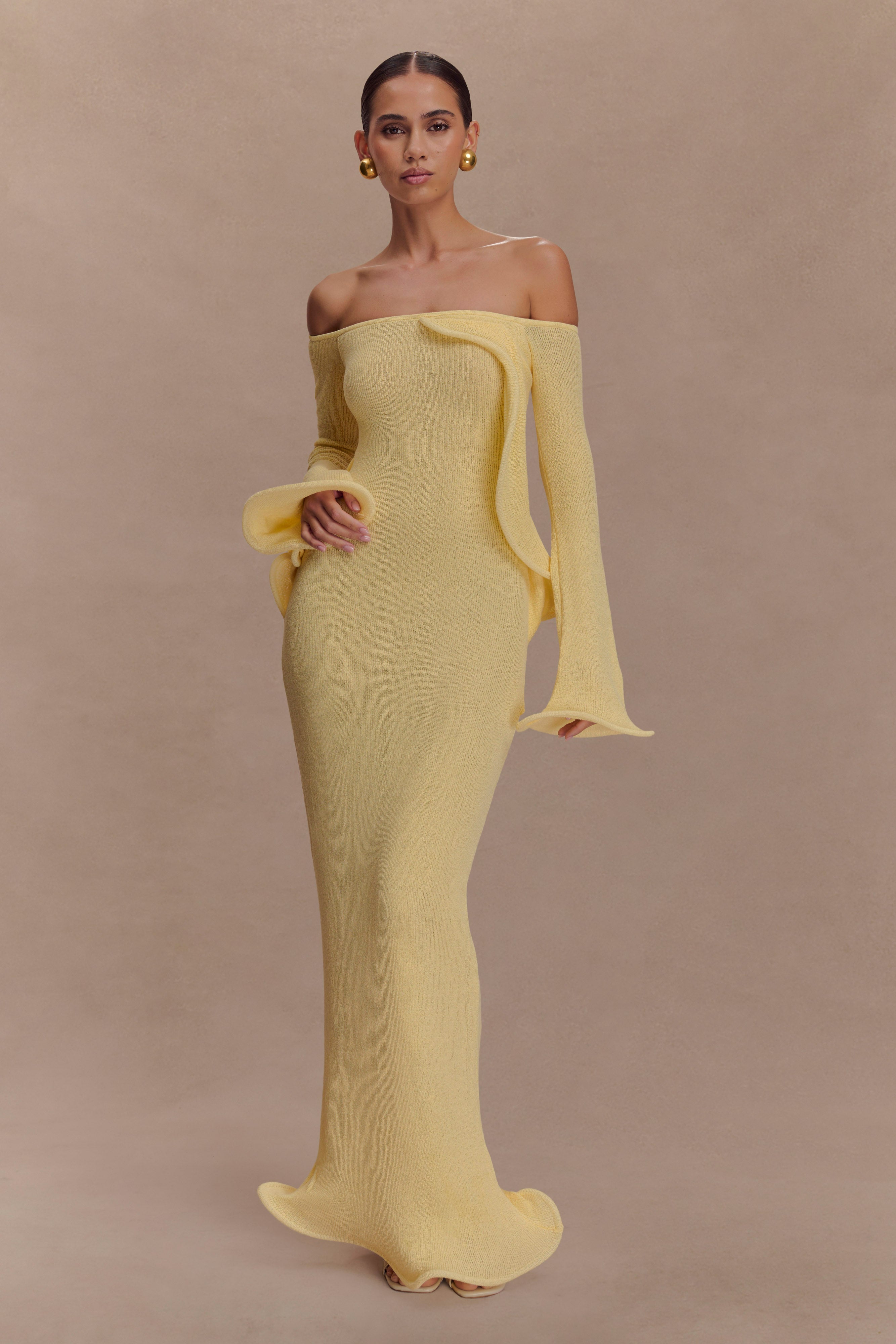 Sandrine Off Shoulder Knit Maxi Dress in Lemon – Chic&Drifts