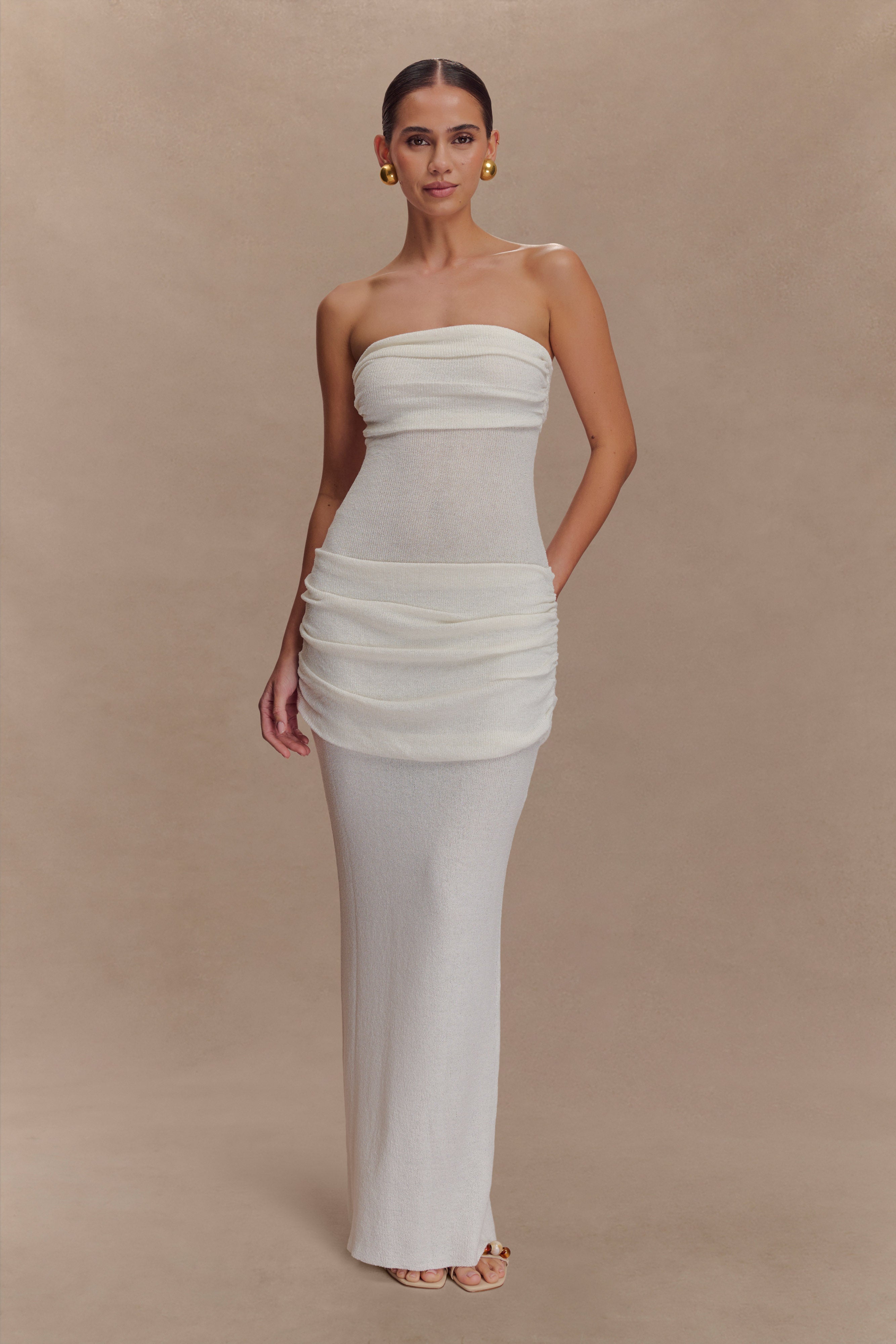 Elora Strapless Knit Maxi Dress in Ivory – Chic&Drifts