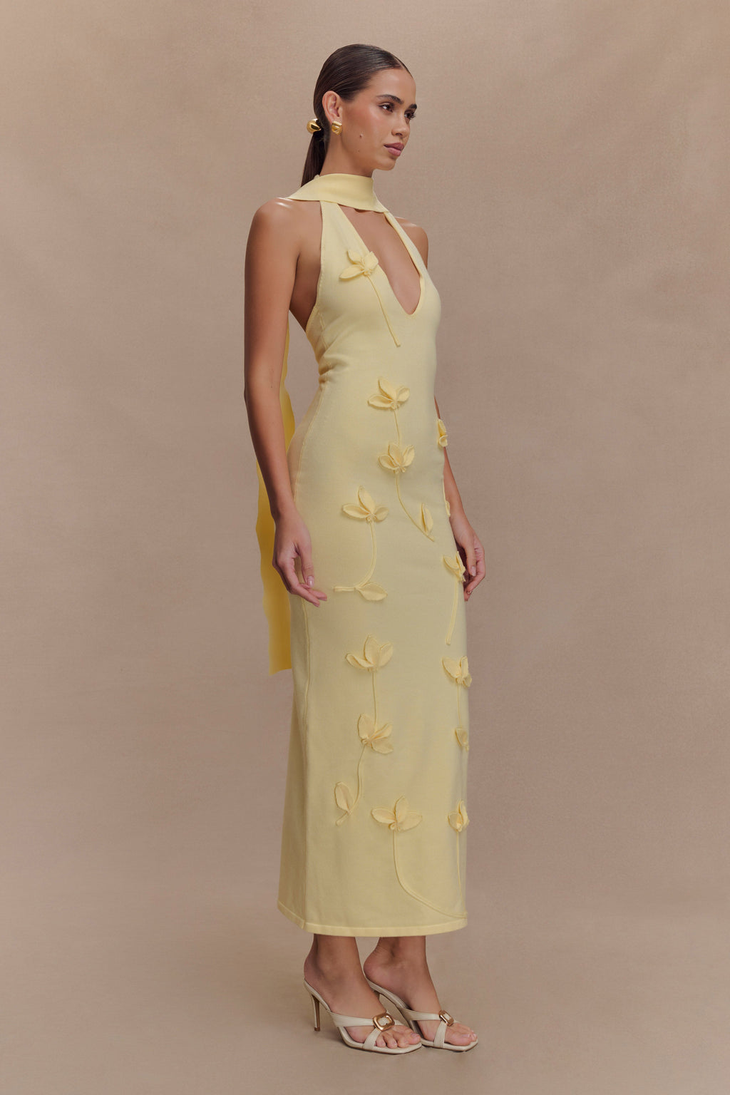 Wynn Floral Knit Midi Dress in Lemon – Chic&Drifts
