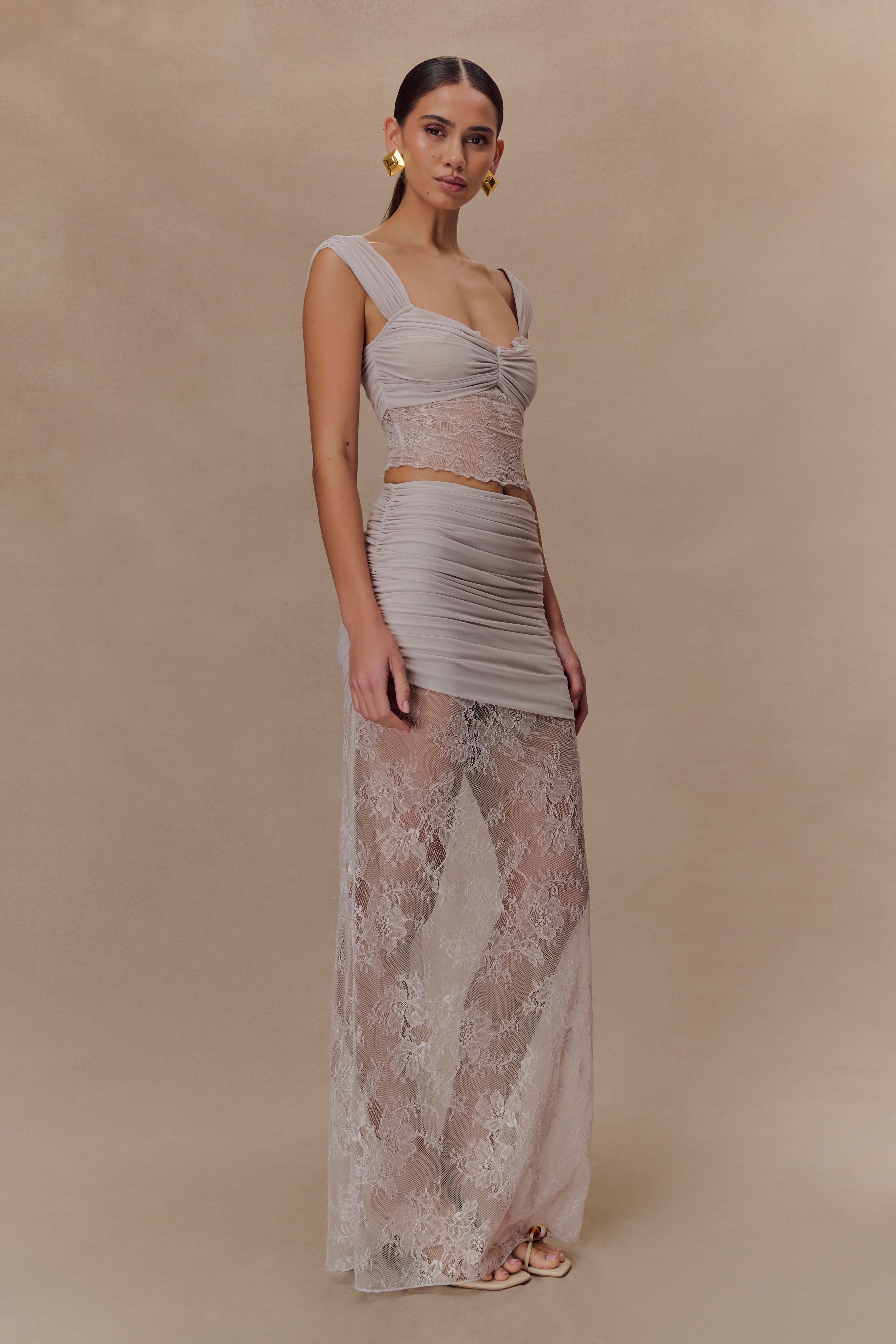 Guinevere Lace And Mesh Top in Lilac – Chic&Drifts